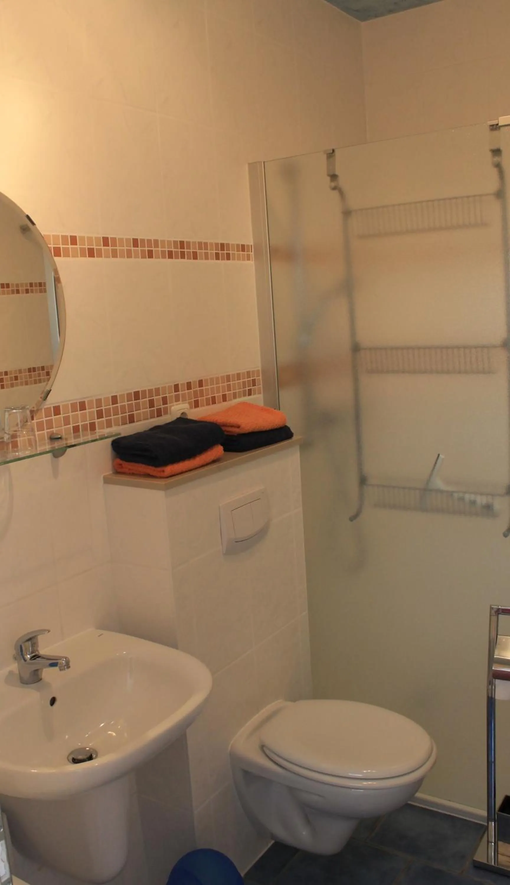 Shower in Villa Mignon - Apartment Rot