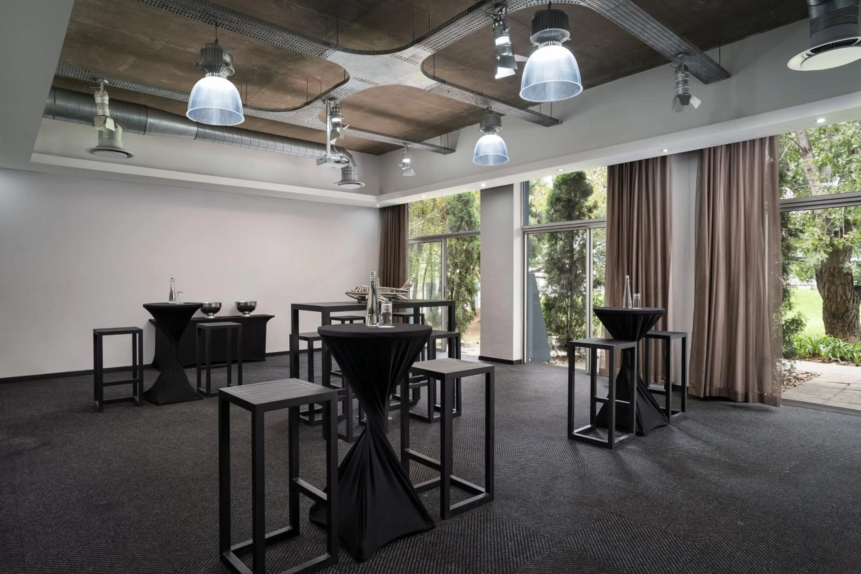 Meeting/conference room in Protea Hotel by Marriott O R Tambo Airport