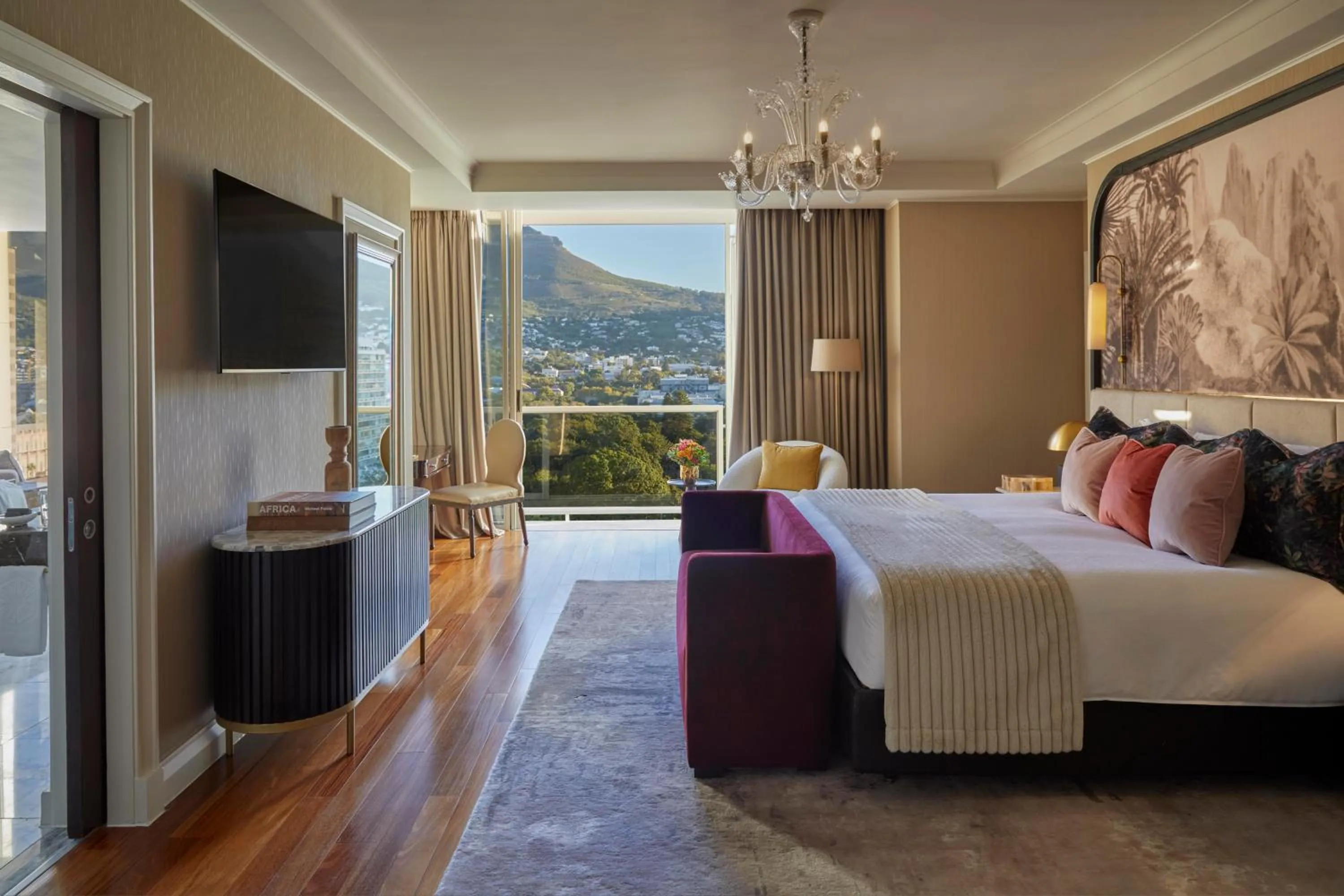 View (from property/room), Bed in Taj Cape Town