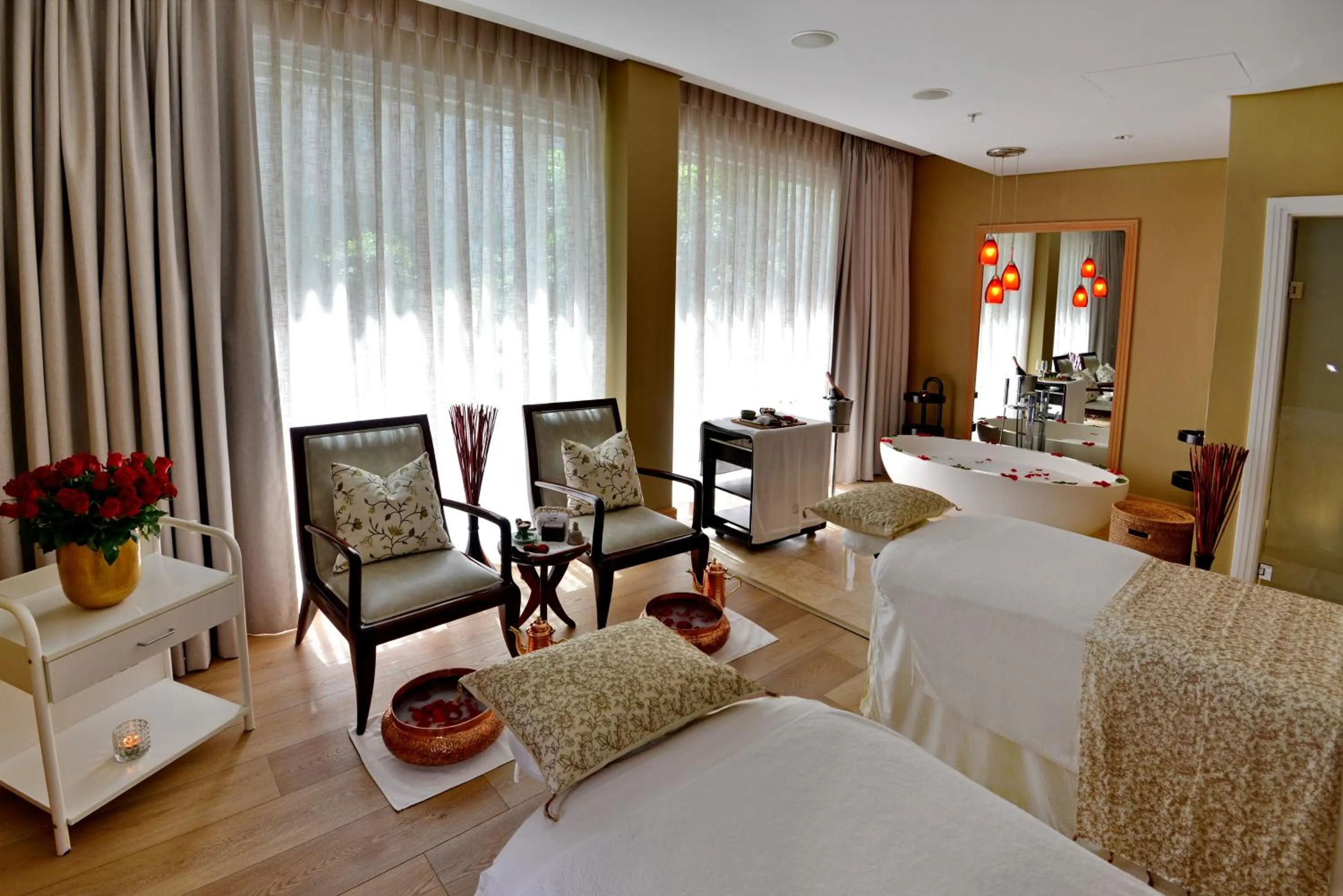 Massage, Bed in Taj Cape Town