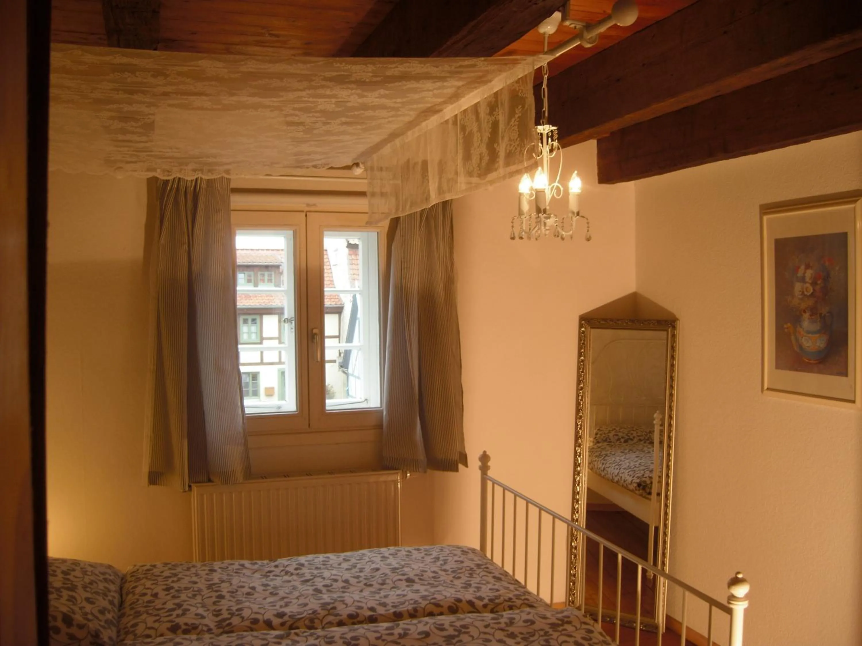 Photo of the whole room, Bed in Ferienhaus Münzenberg 53
