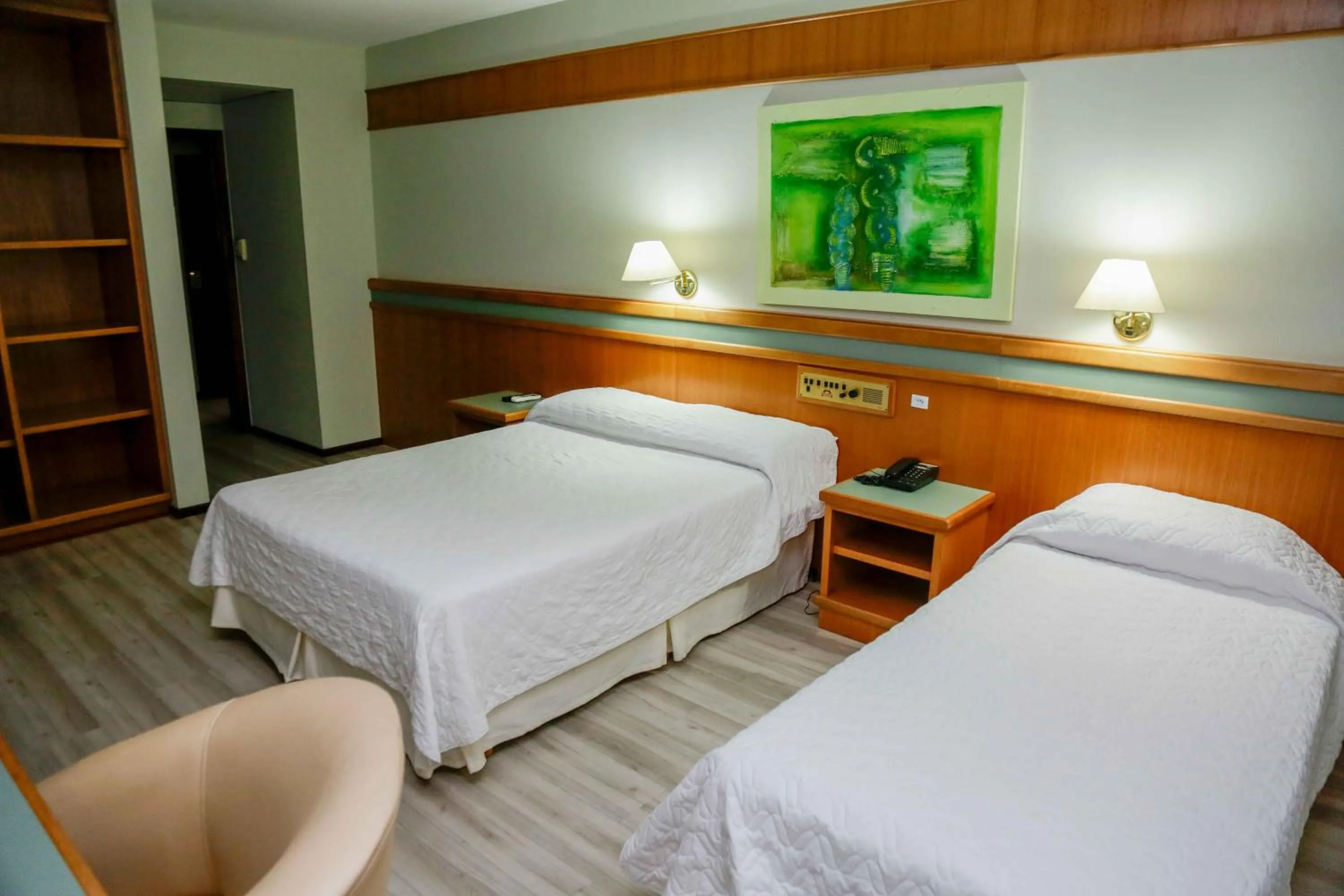 Bedroom, Bed in Susin Hotel