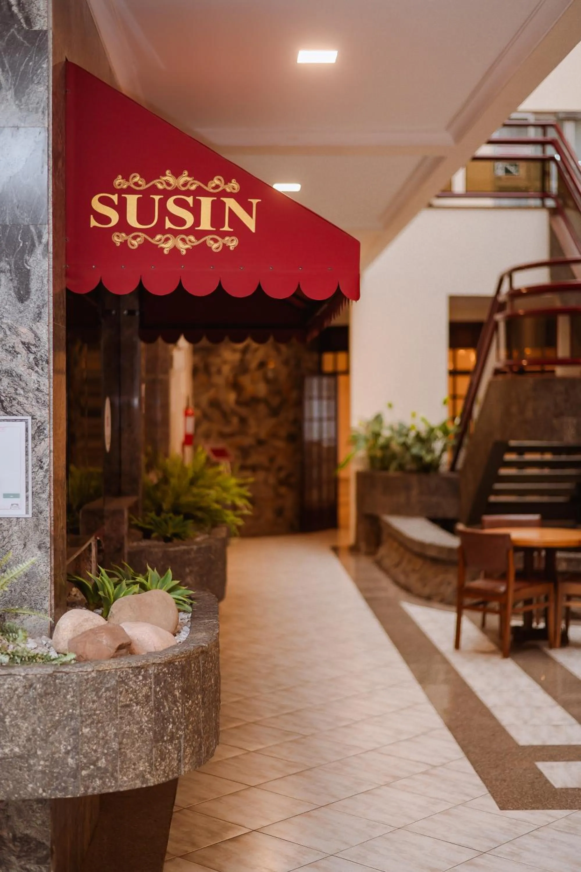 Seating area in Susin Hotel