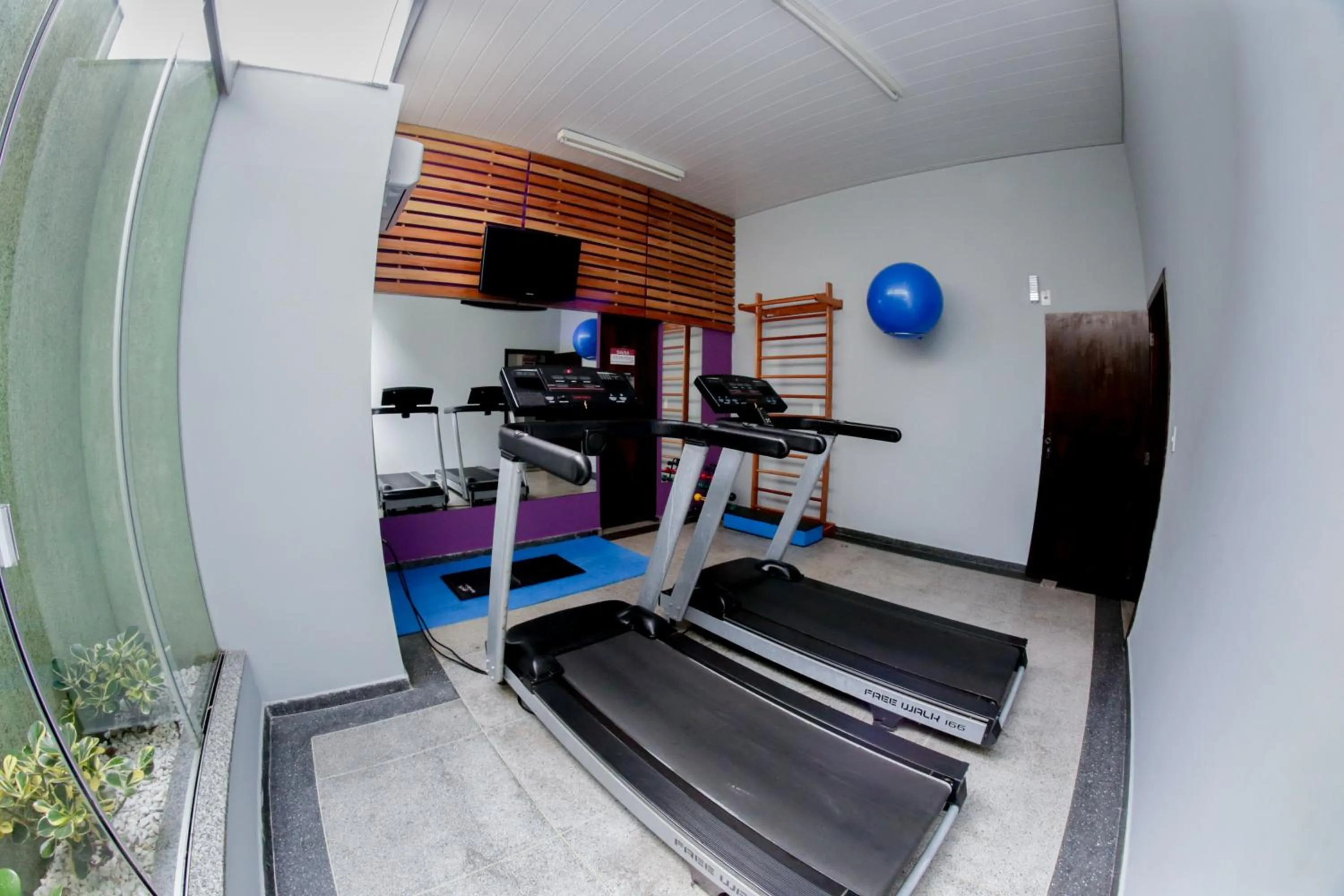 Fitness centre/facilities in Susin Hotel