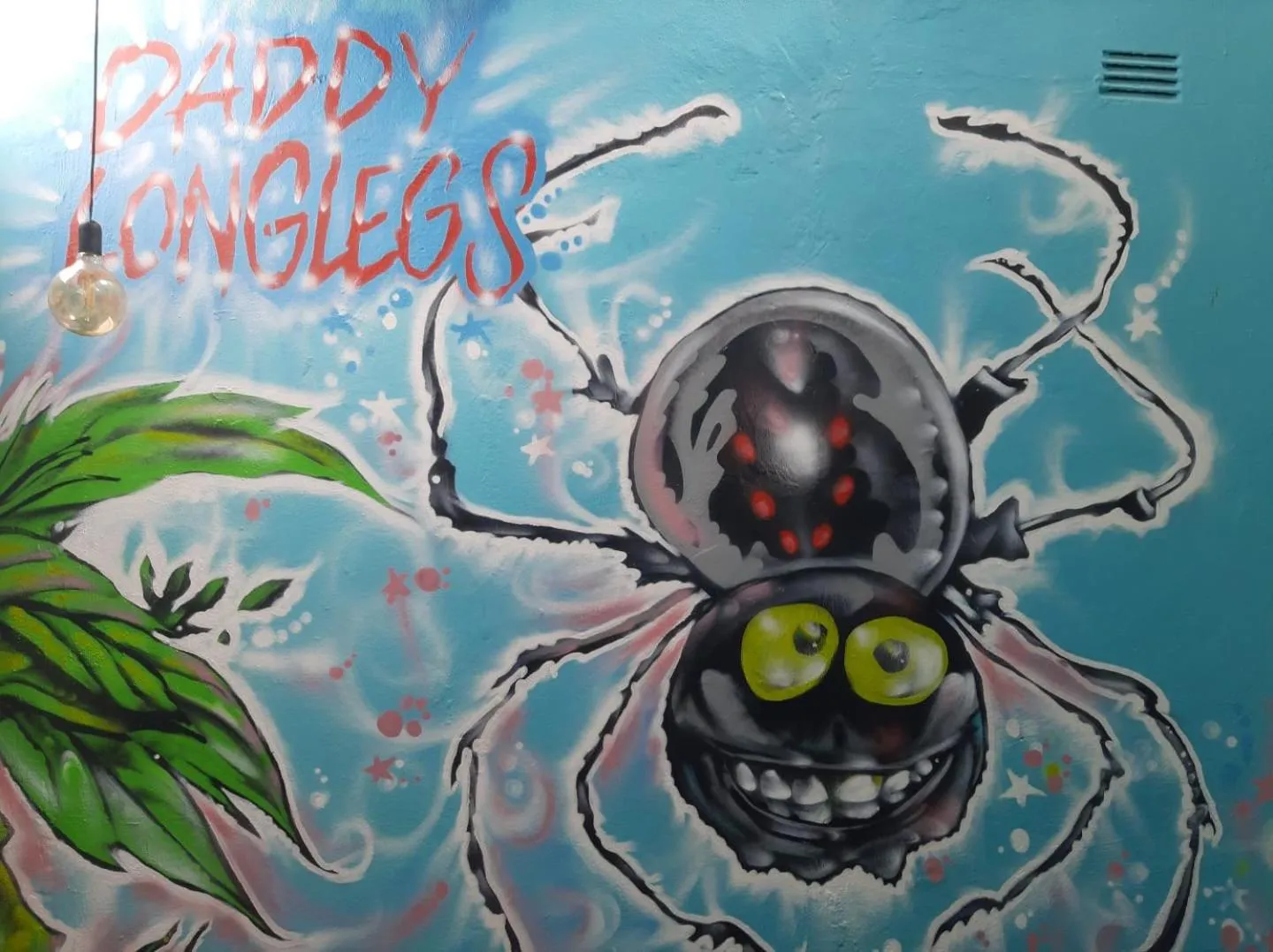 Inner courtyard view in Daddy Long Legs Art Hotel