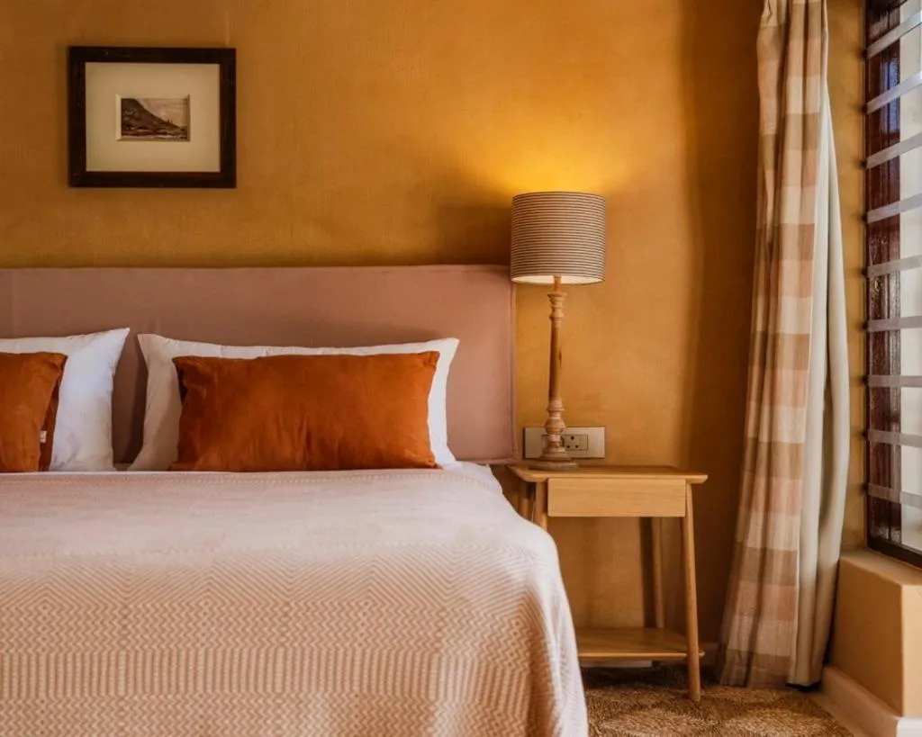 Bed in Moontide Riverside Lodge