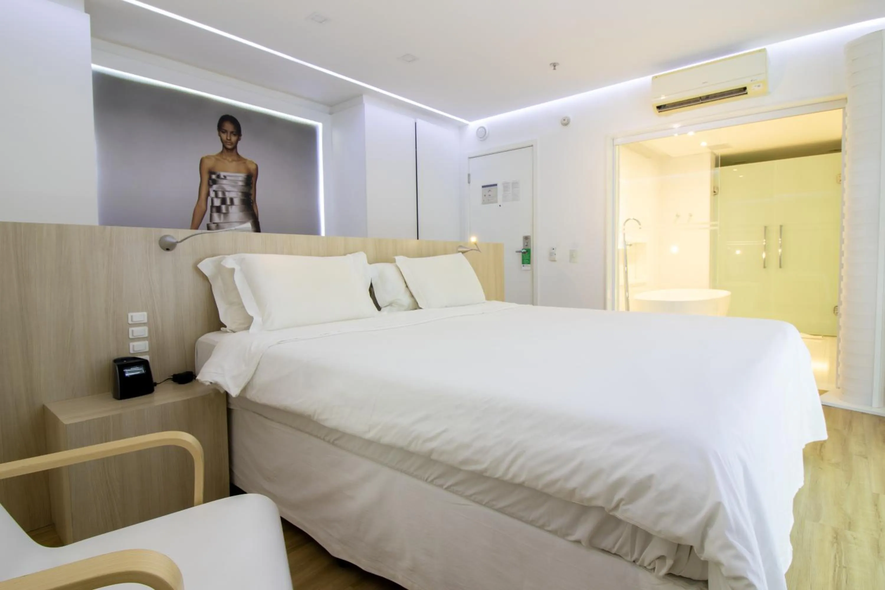 Bedroom, Bed in Samba Bossa Nova Ipanema