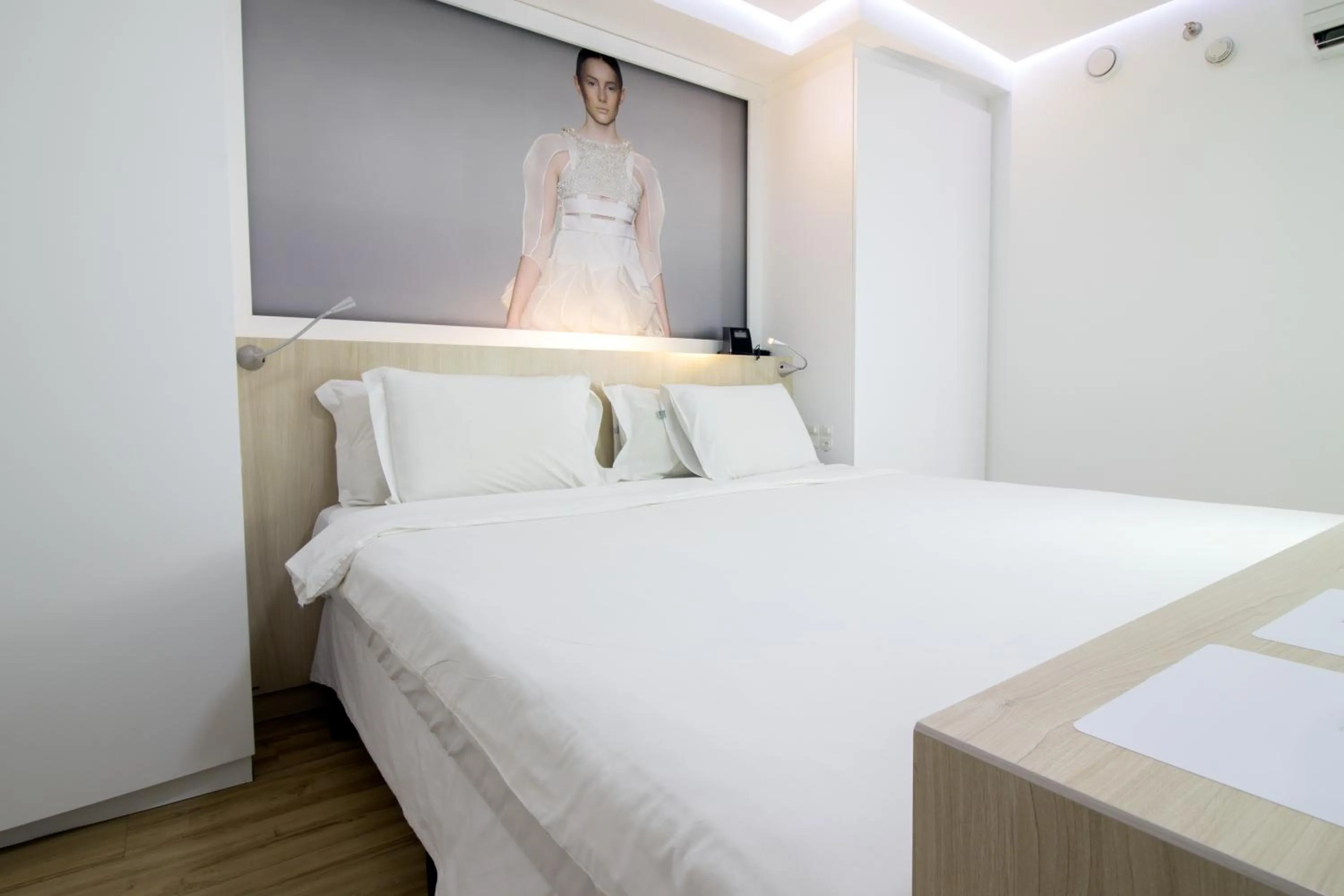 Bedroom, Bed in Samba Bossa Nova Ipanema