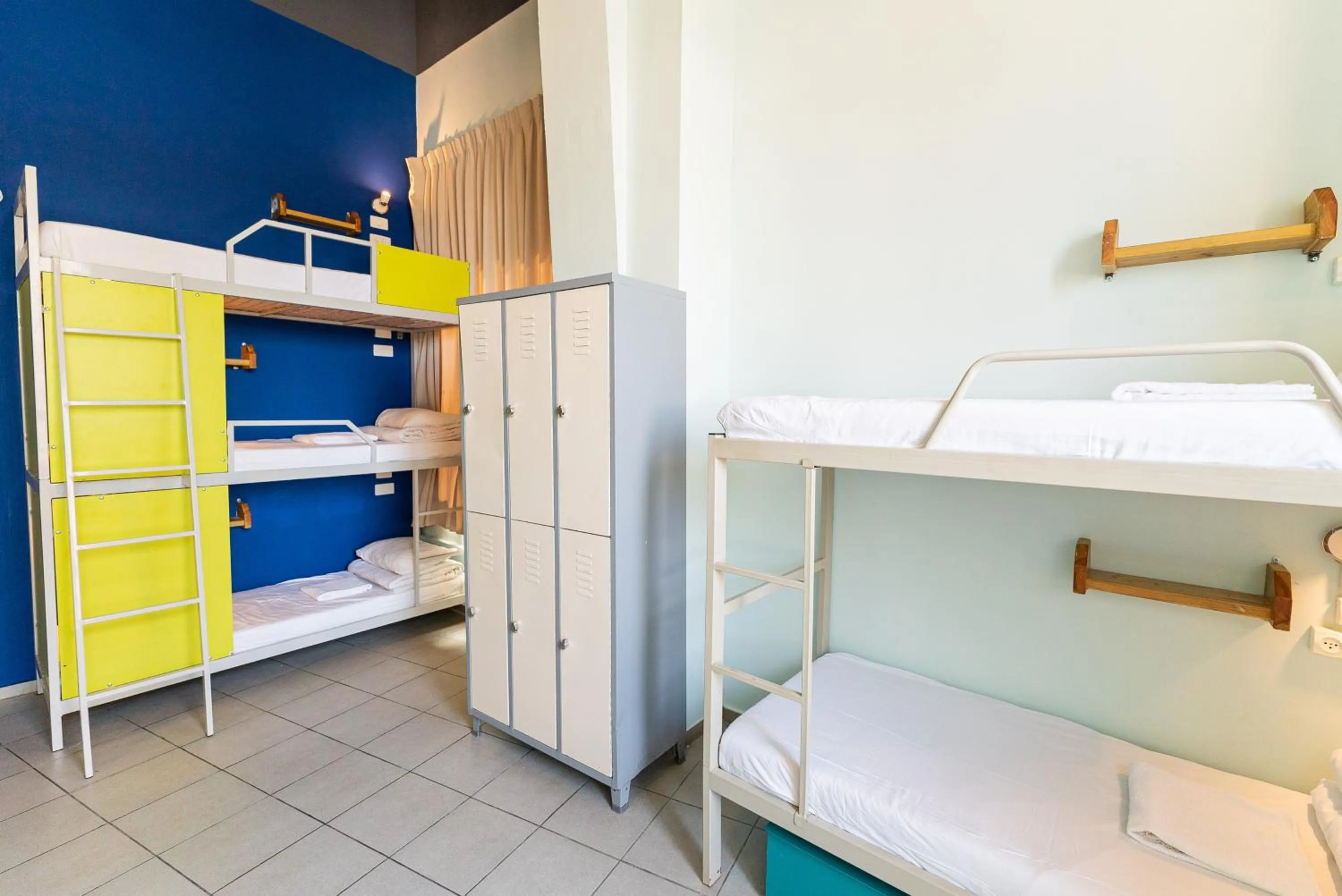 Bedroom, Bed in Abraham Tel Aviv