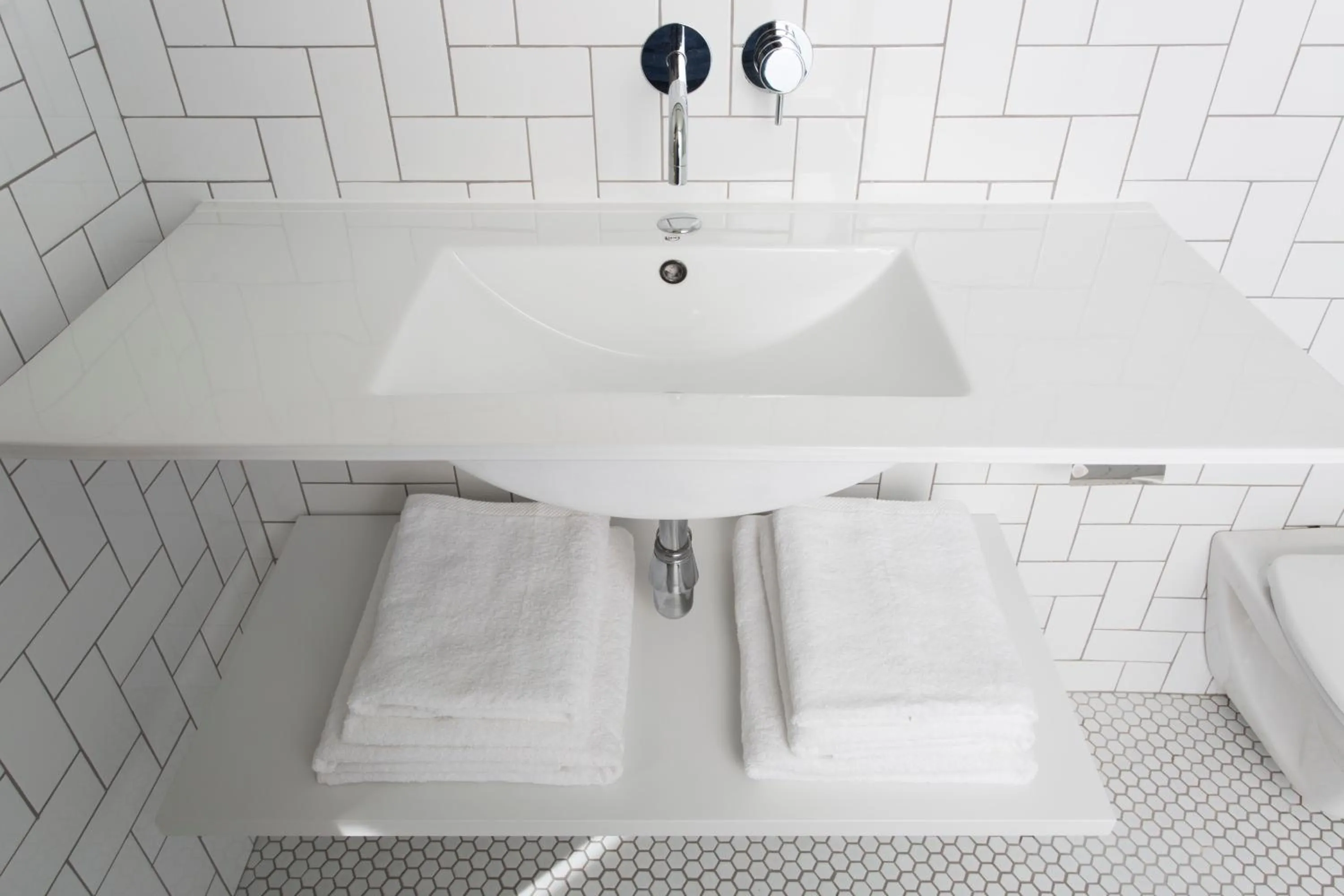 Bathroom in Florentin House - By HOMY