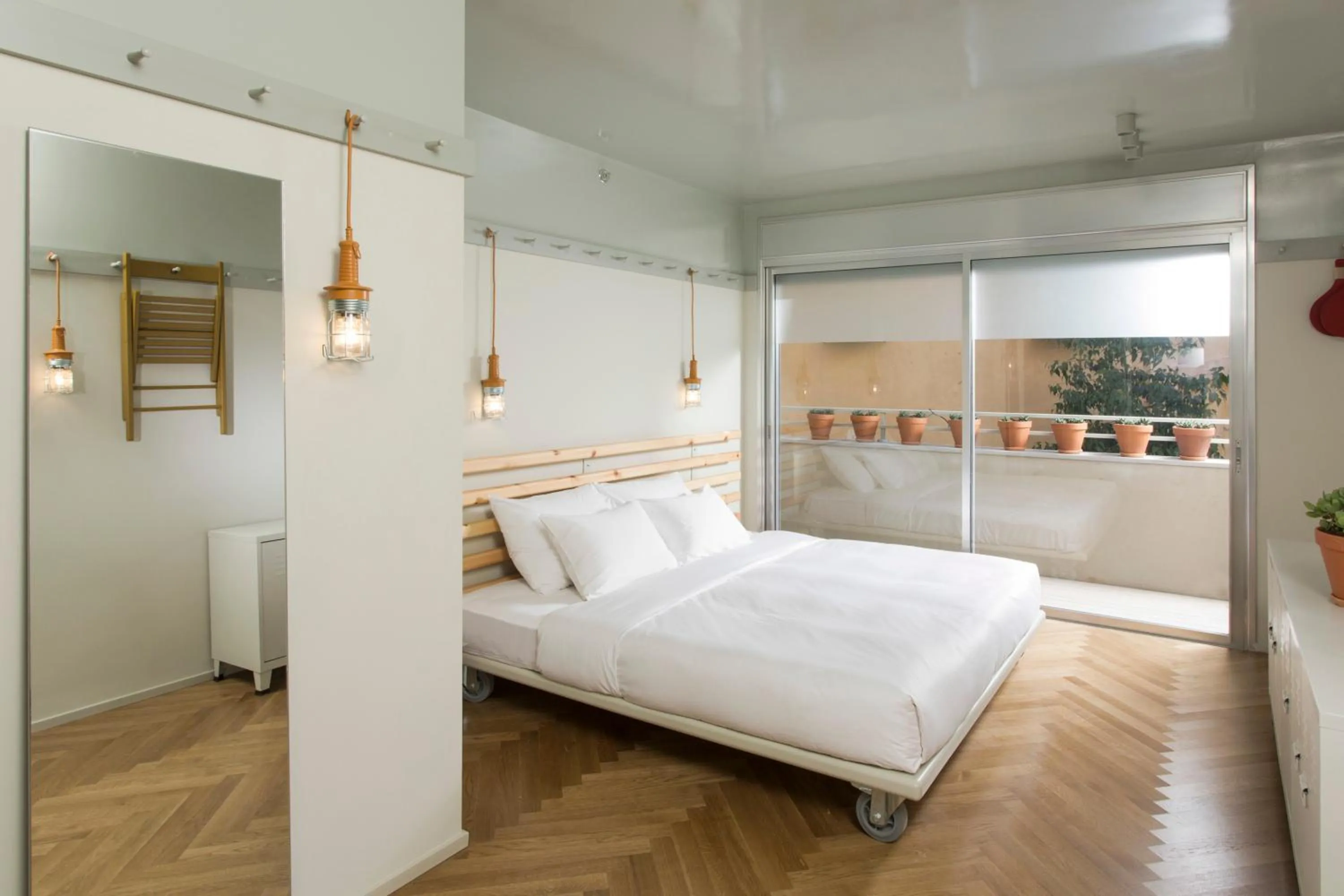 Photo of the whole room, Bed in Florentin House - By HOMY