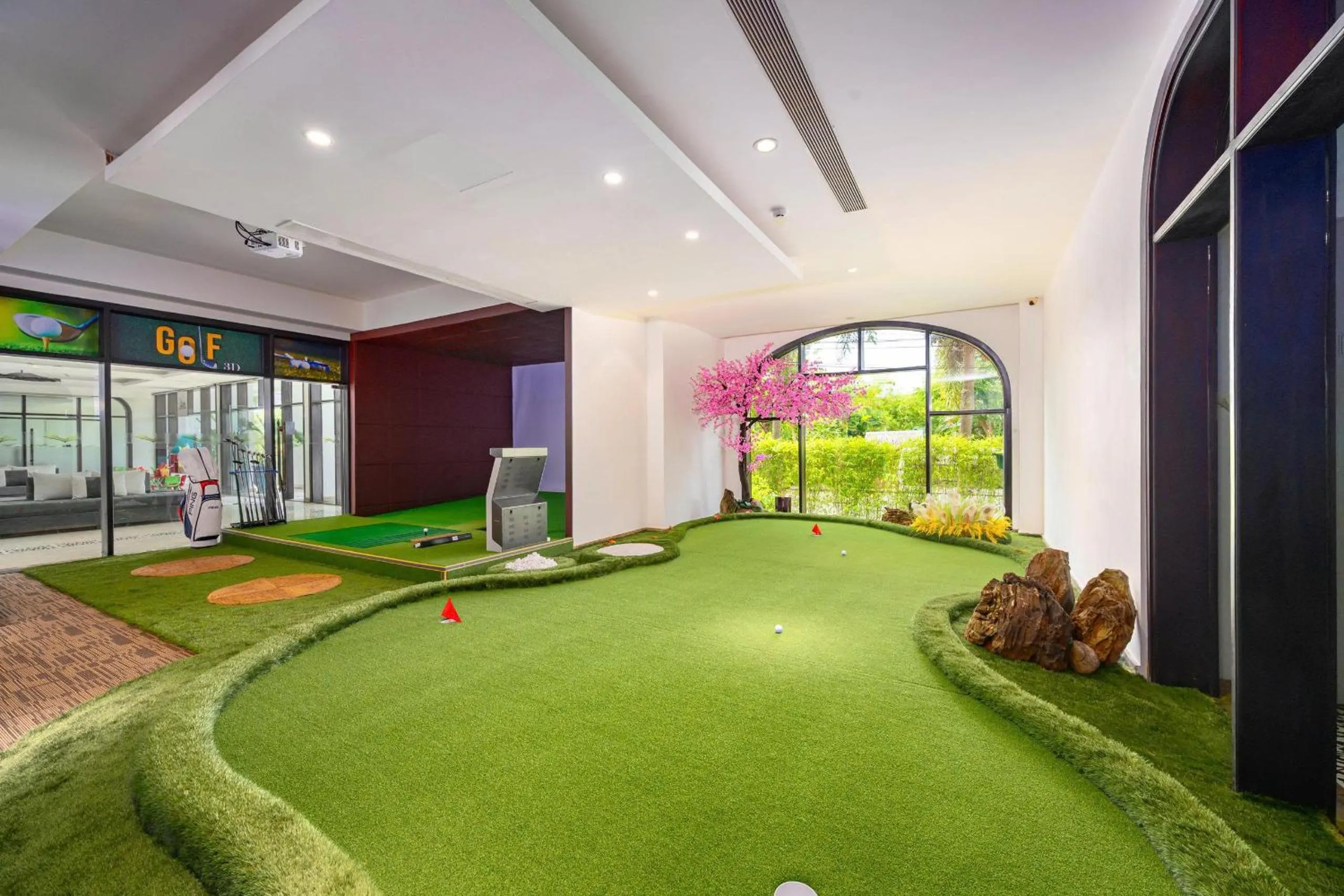 Minigolf in Lasenta Boutique Hotel Hoian