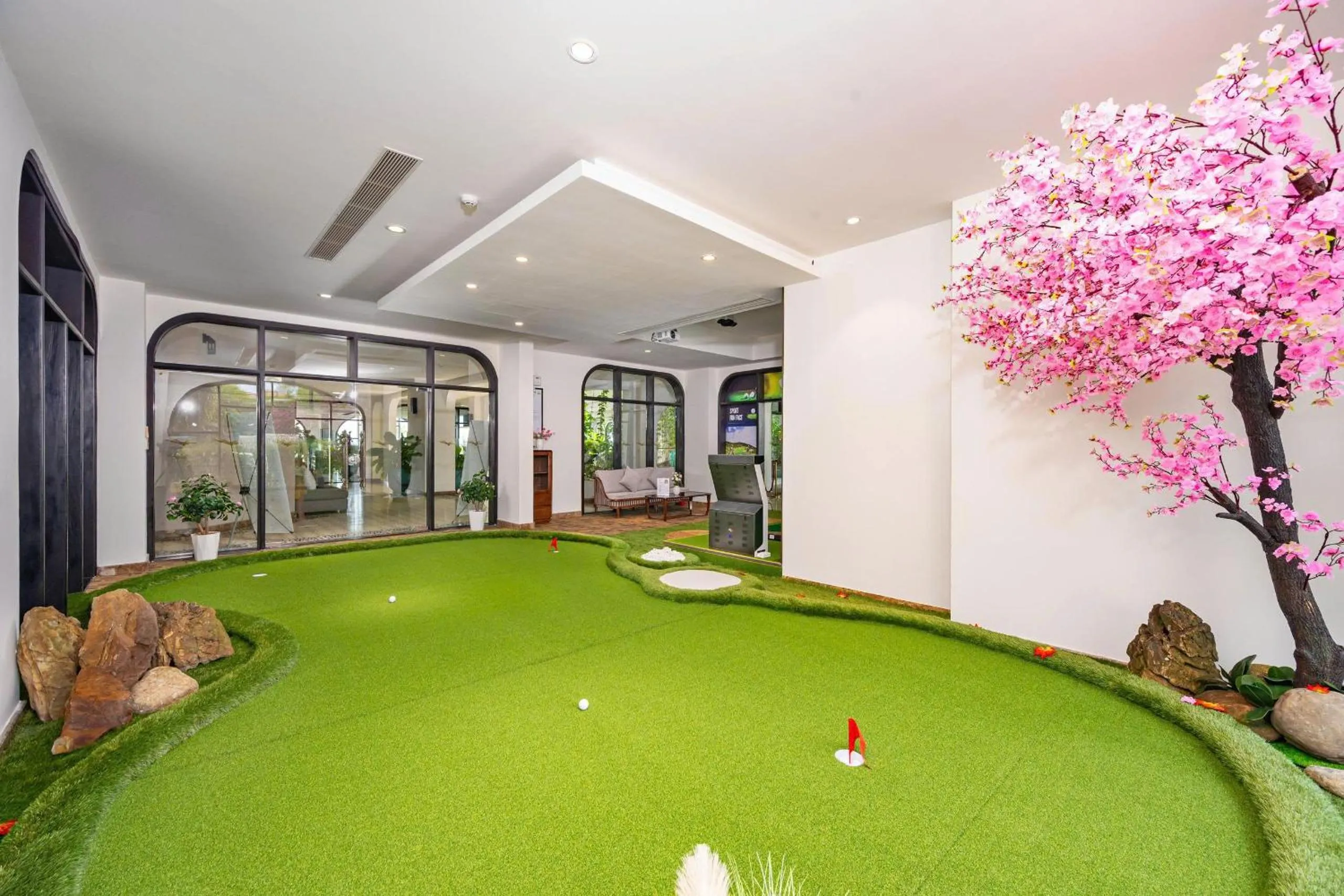 Minigolf in Lasenta Boutique Hotel Hoian