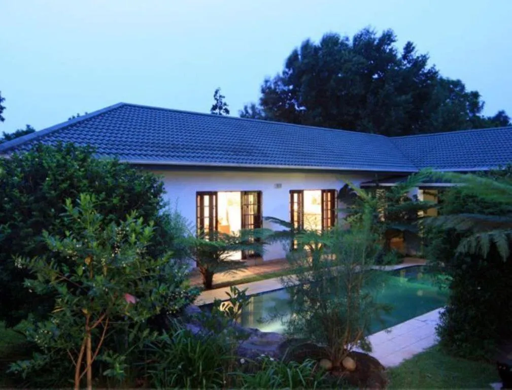 Facade/entrance in Rivendell Bed and Breakfast