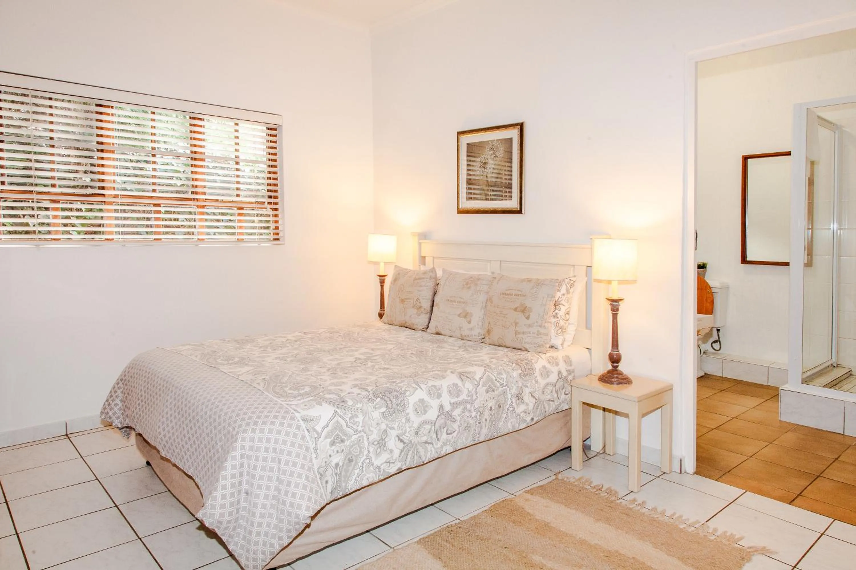 Bed in Rivendell Bed and Breakfast