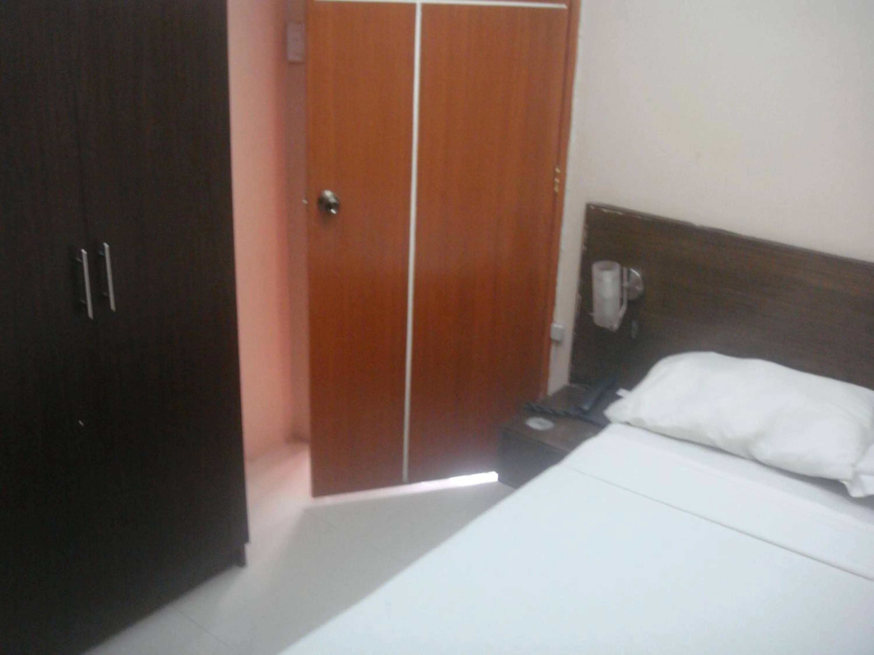 Photo of the whole room, Bed in Hidden Pearl Hotel (Janus Luxury Suites)