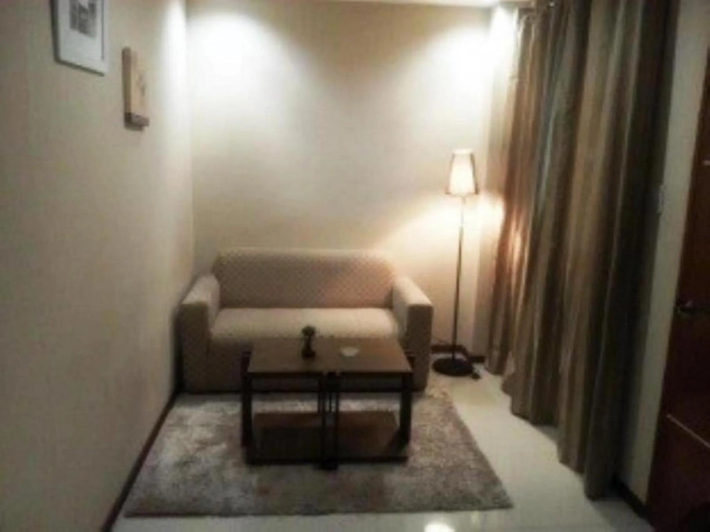 Seating area in Hidden Pearl Hotel (Janus Luxury Suites)