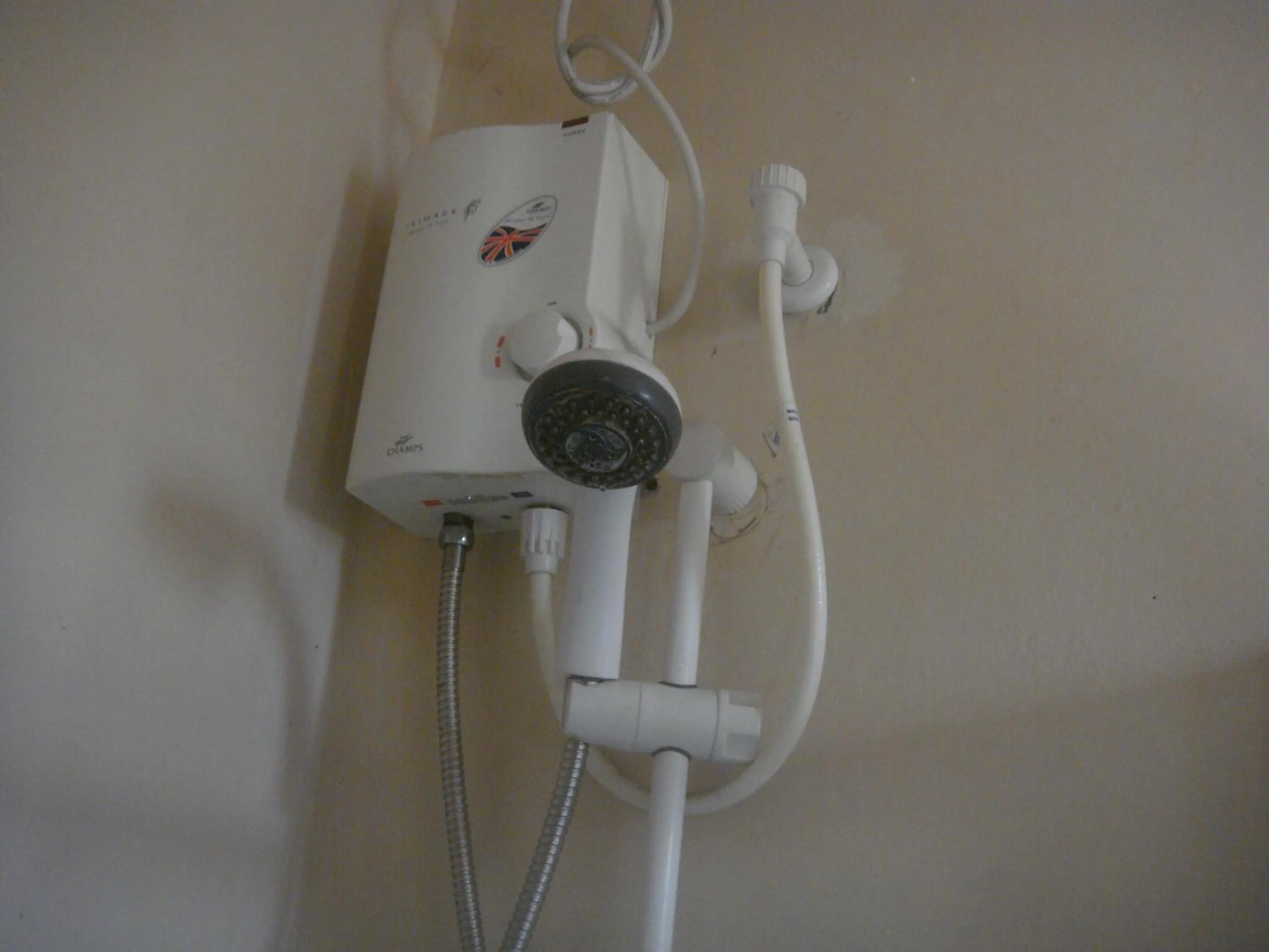 Shower in Hidden Pearl Hotel (Janus Luxury Suites)