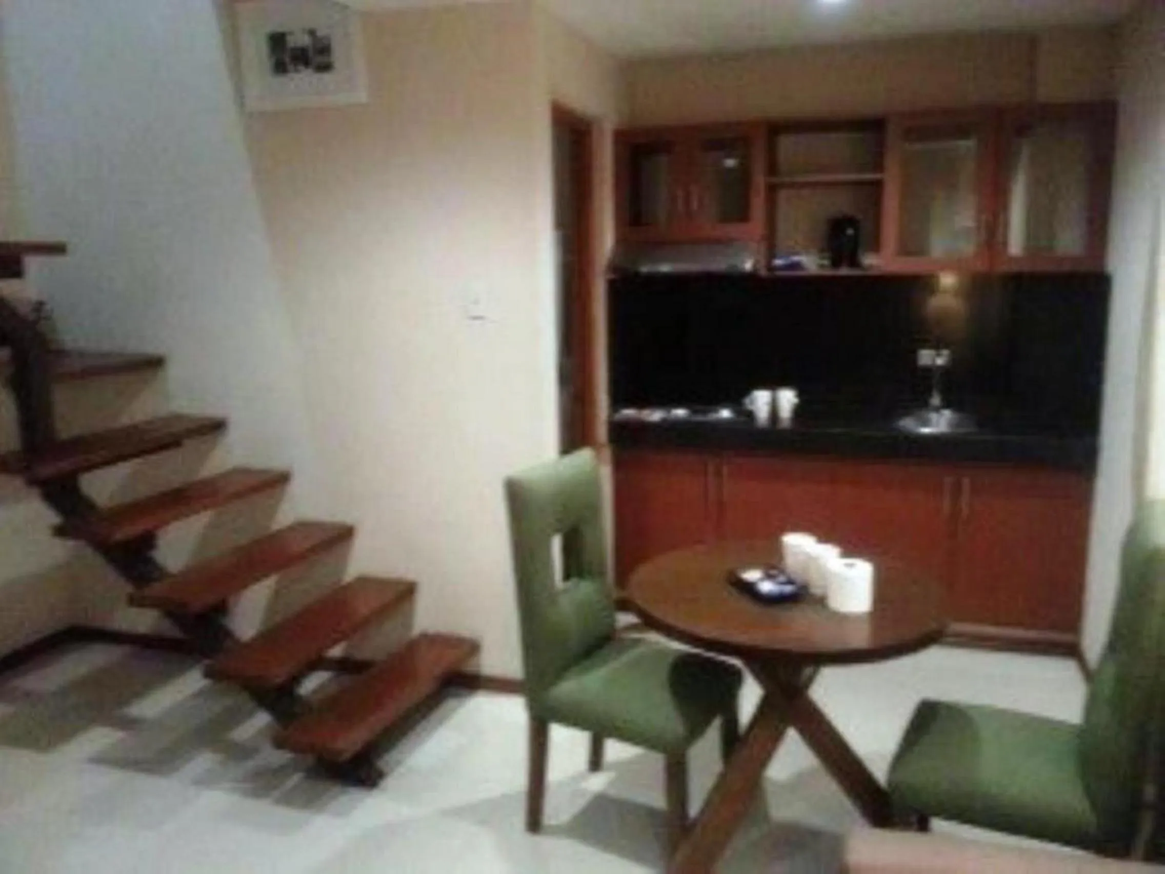 Dining area in Hidden Pearl Hotel (Janus Luxury Suites)