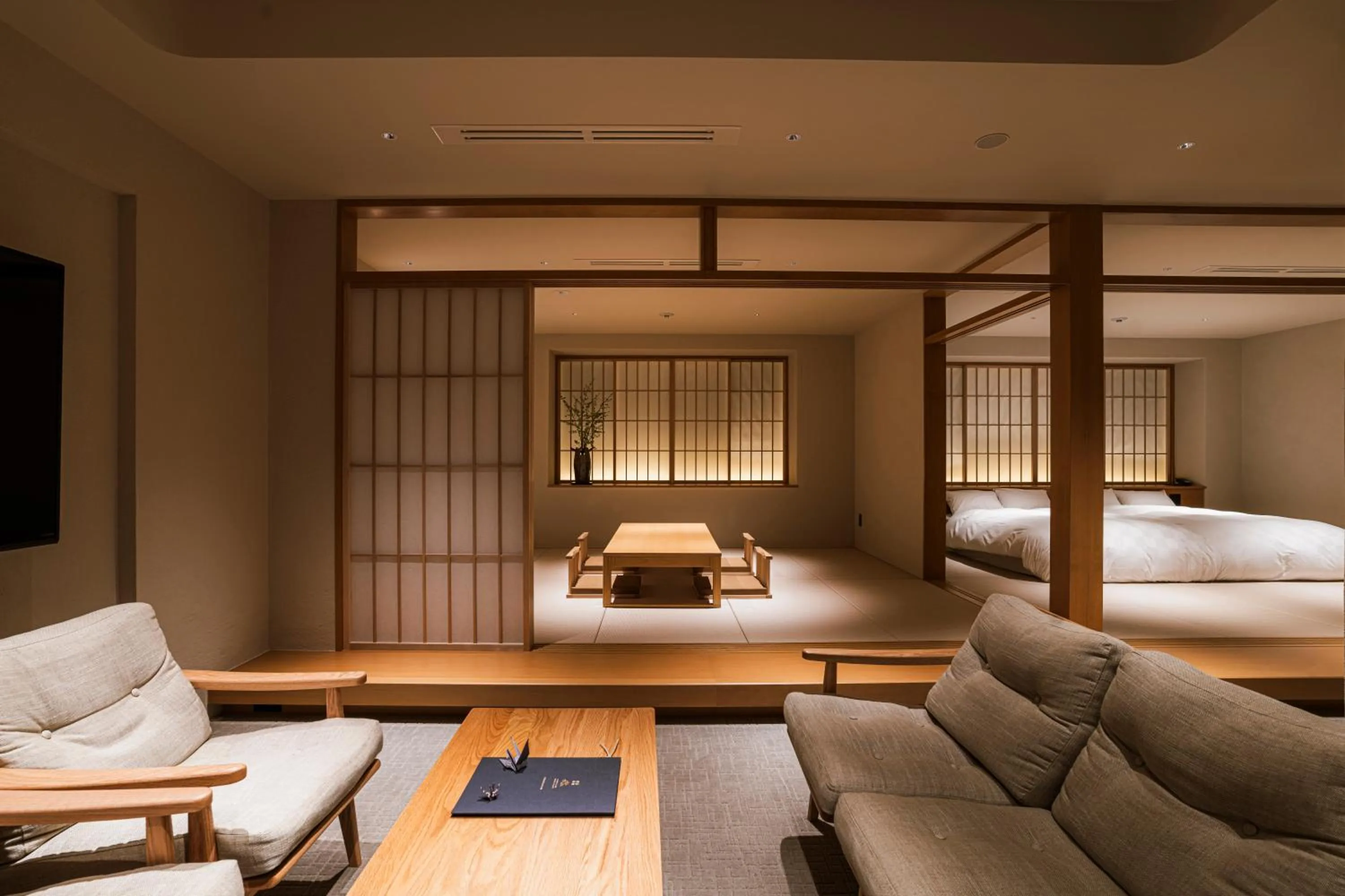 Photo of the whole room, Bed in Shinzan Kinosaki