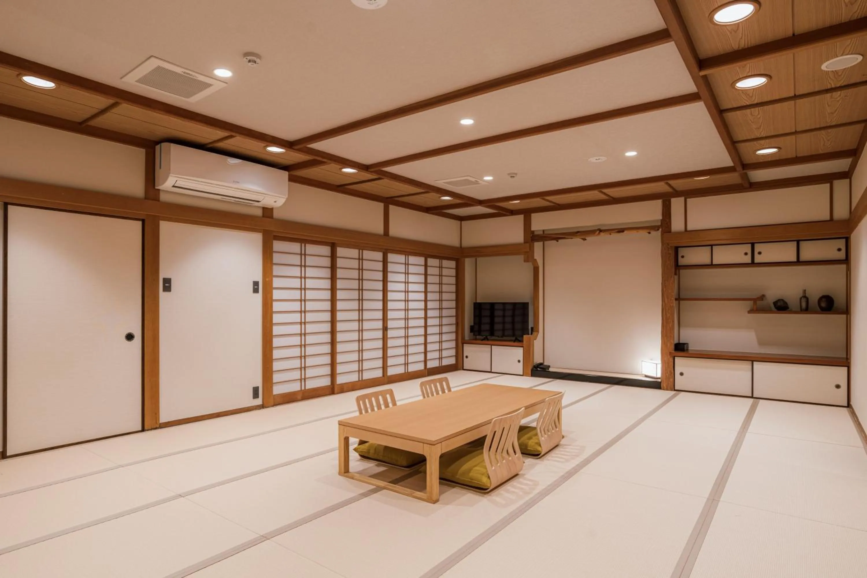 Photo of the whole room in Shinzan Kinosaki