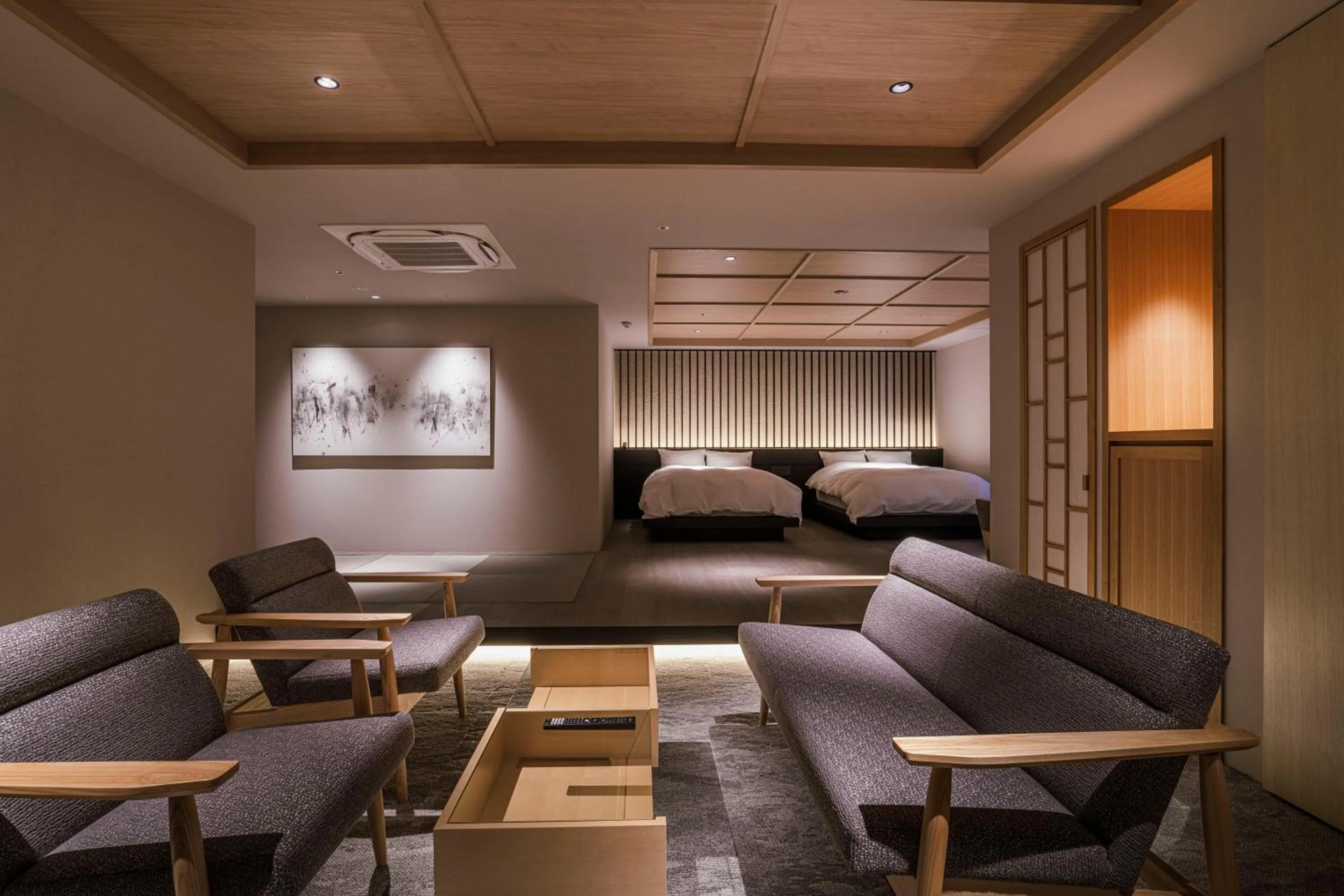 Living room, Bed in Shinzan Kinosaki