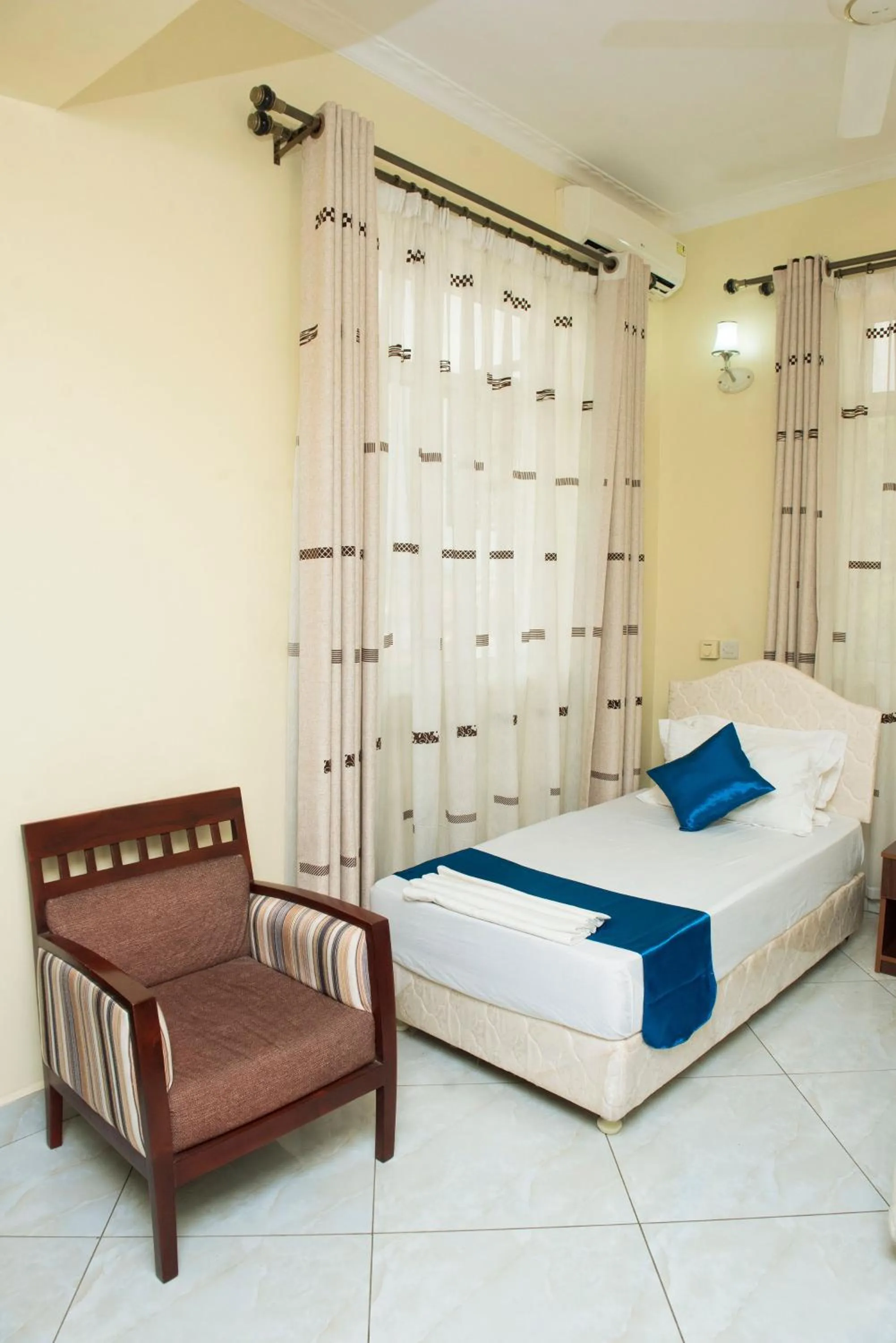 Other, Bed in Airport Transit Lodges