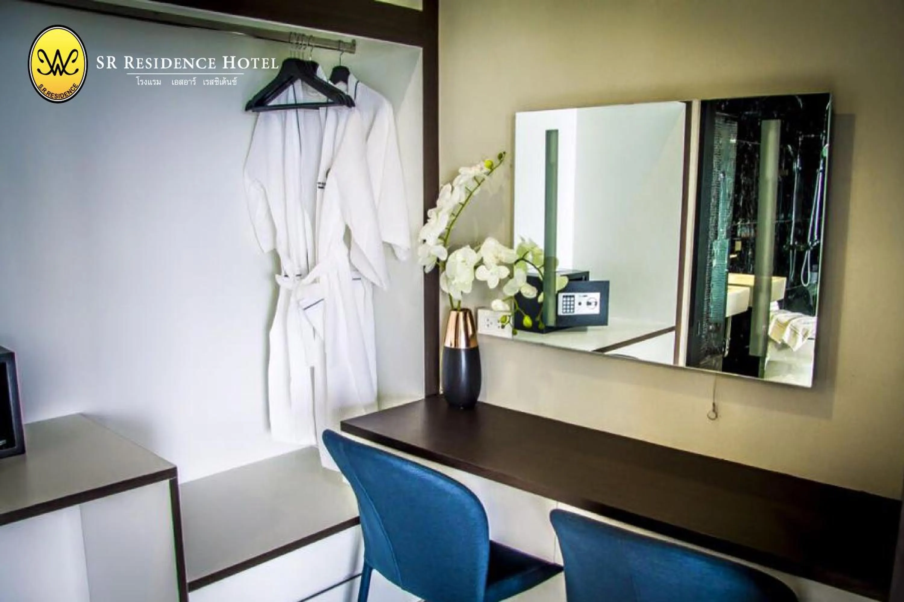 Bedroom in SR Residence Hotel