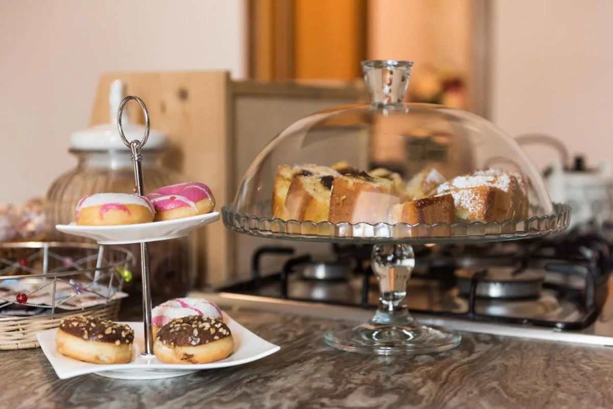 Buffet breakfast in KiBari B&B