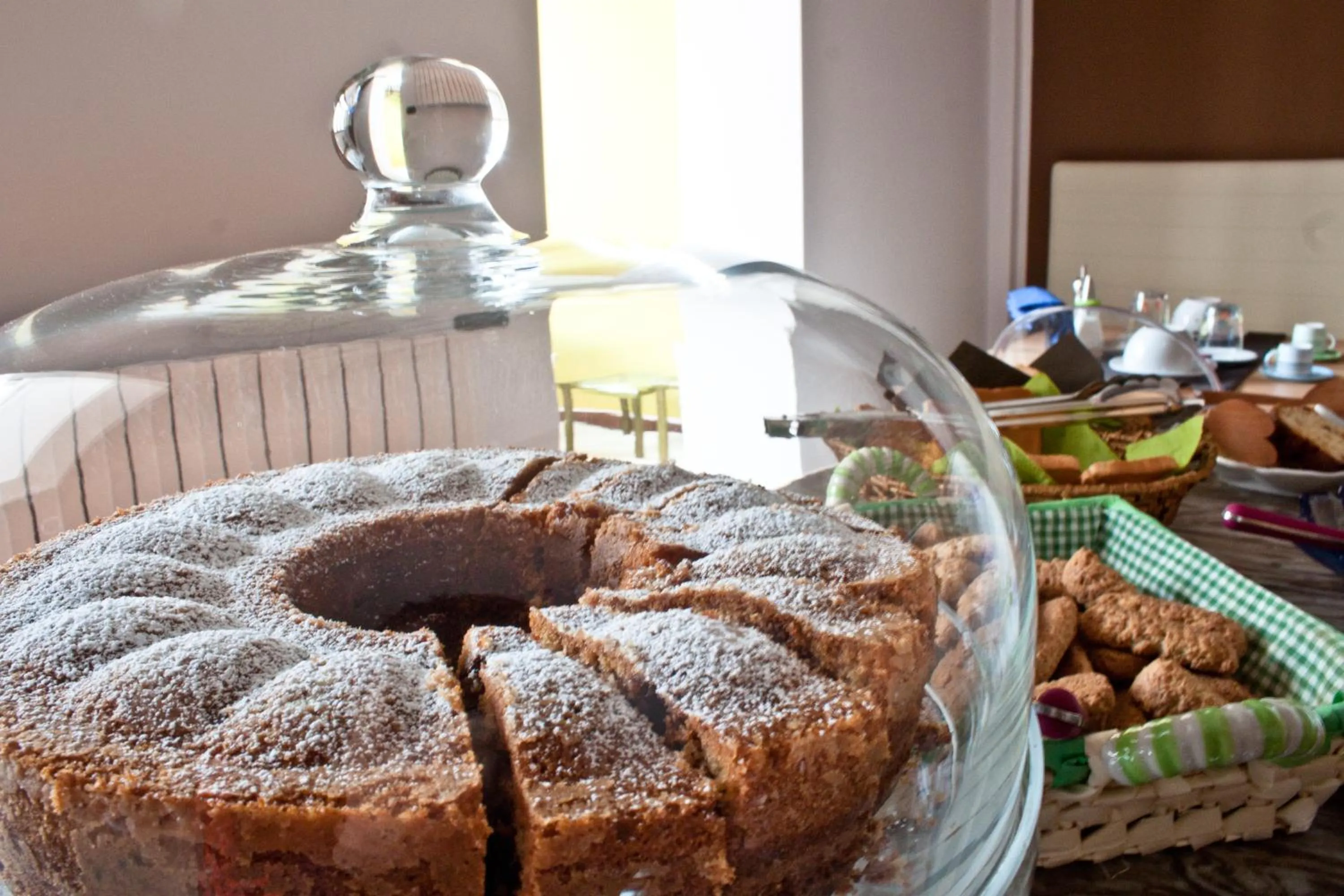 Buffet breakfast in KiBari B&B