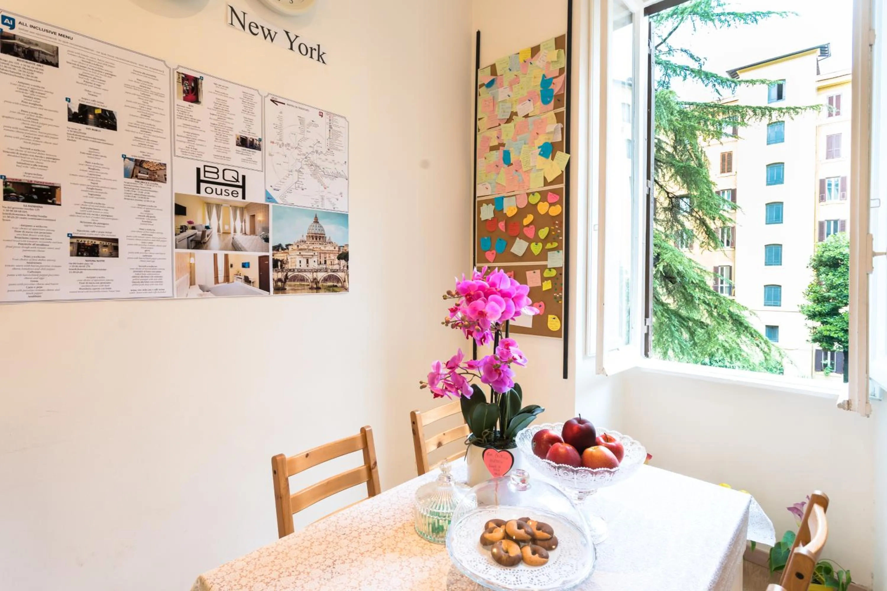 Communal kitchen in BQ House Milizie Luxury Rooms