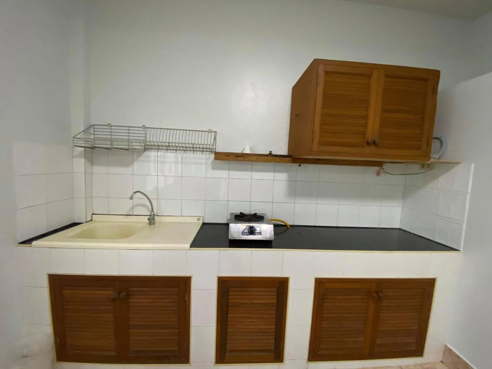 Kitchen or kitchenette in Coconut Bungalow