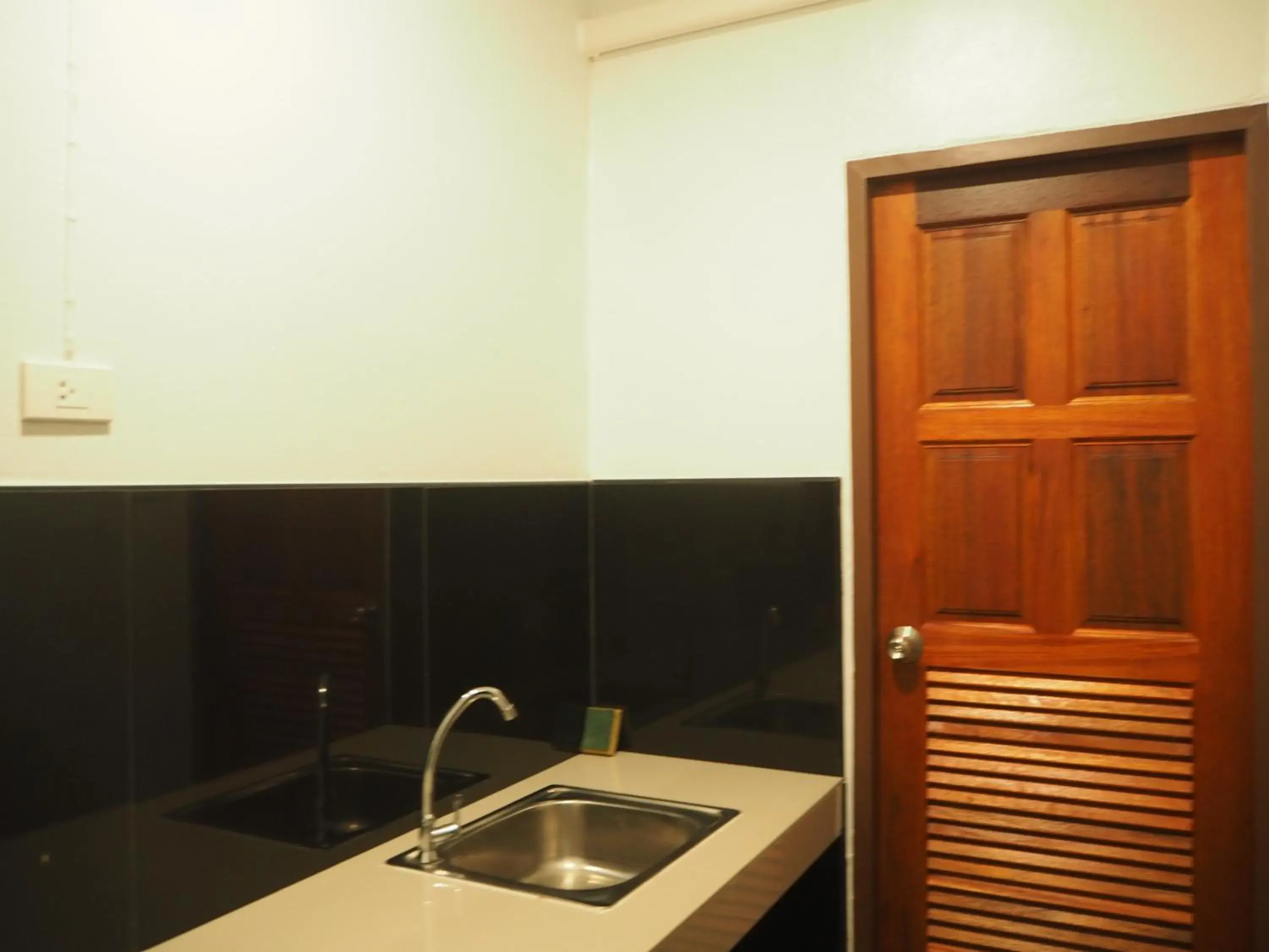 Two-Bedroom Bungalow with Kitchen in Coconut Bungalow Two-Bedroom Bungalow with Kitchen in Coconut Bungalow