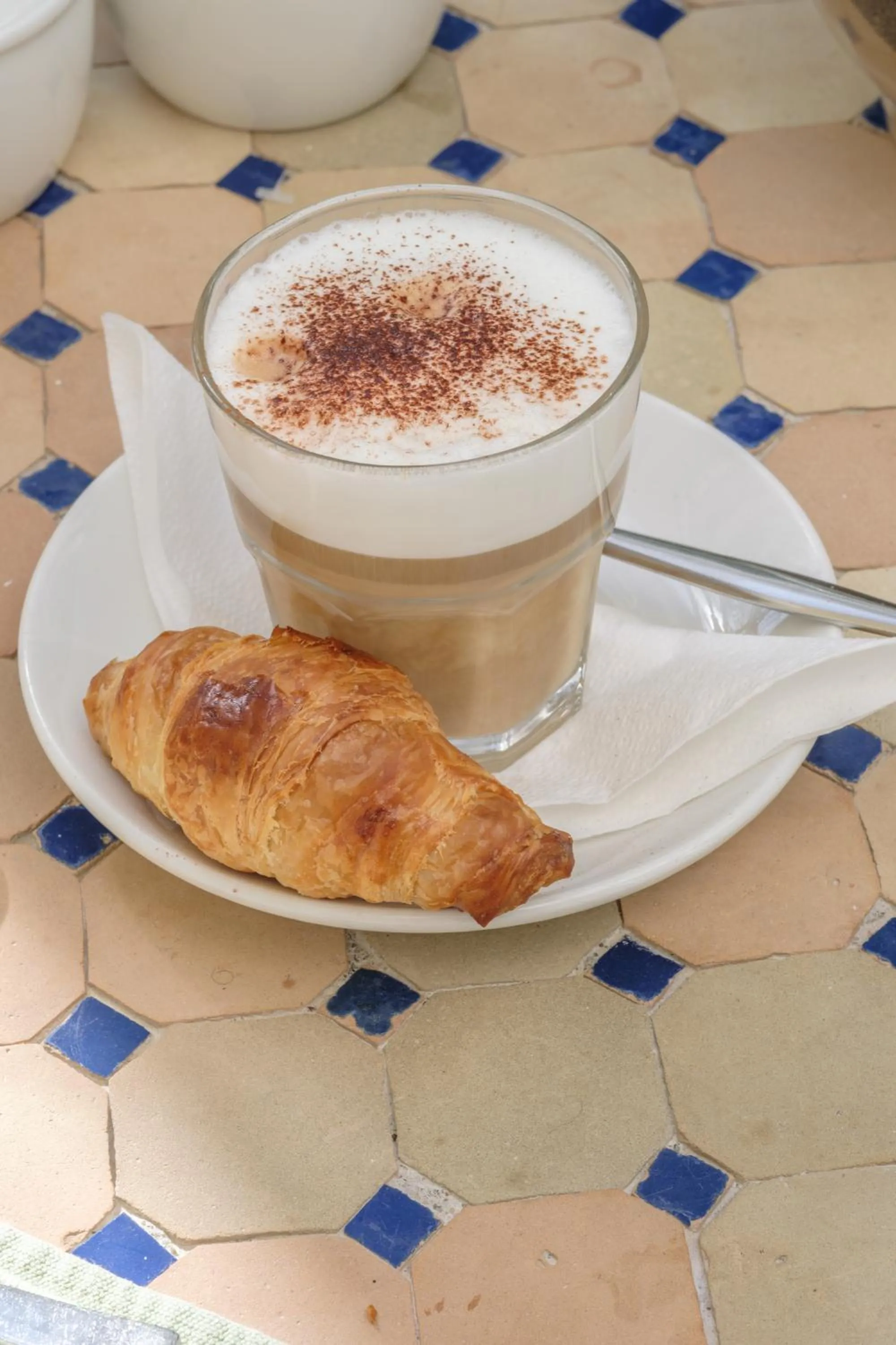 Coffee/tea facilities in The Walden Suites