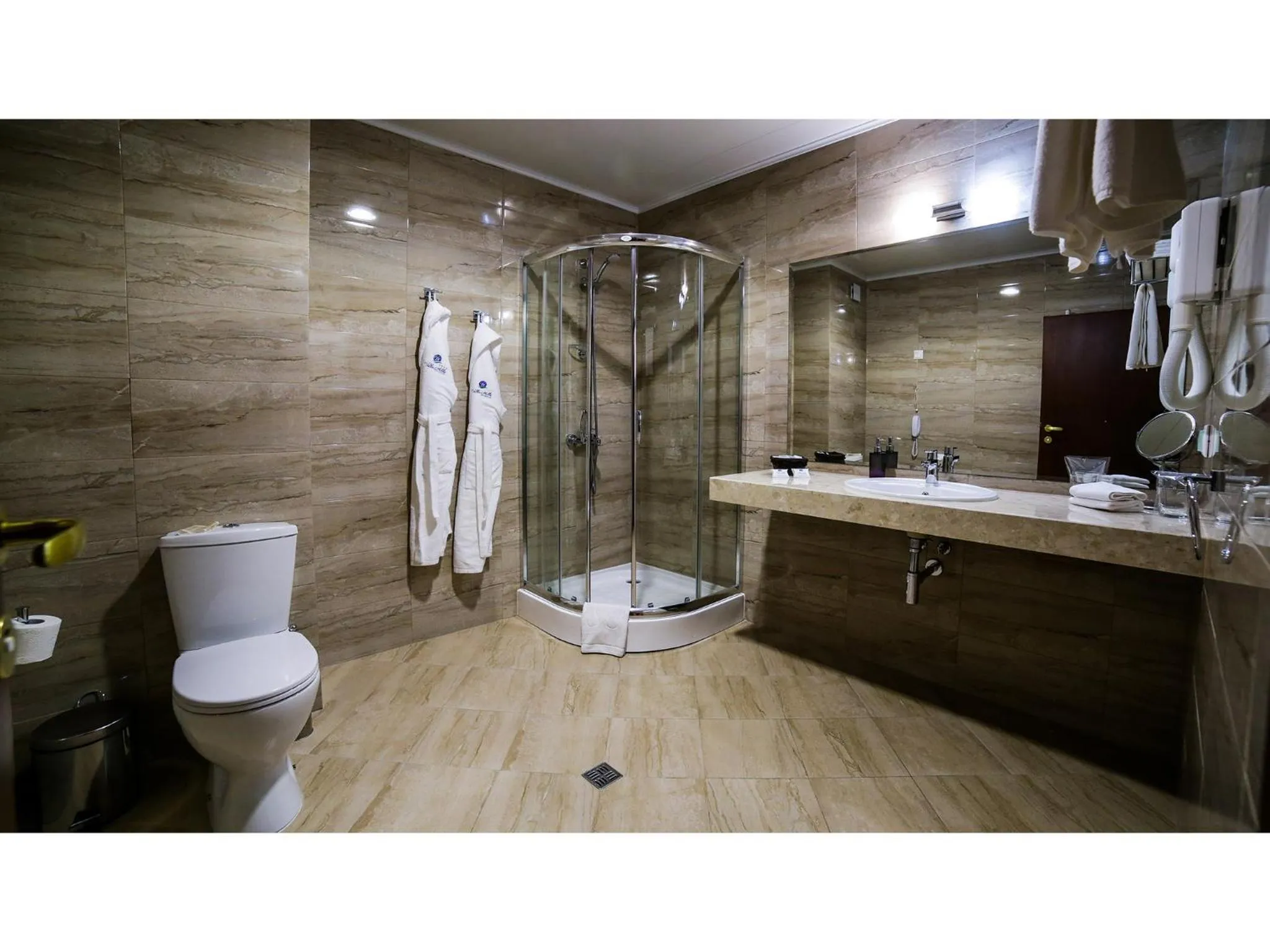 Shower in Park Hotel and SPA Vella Hills