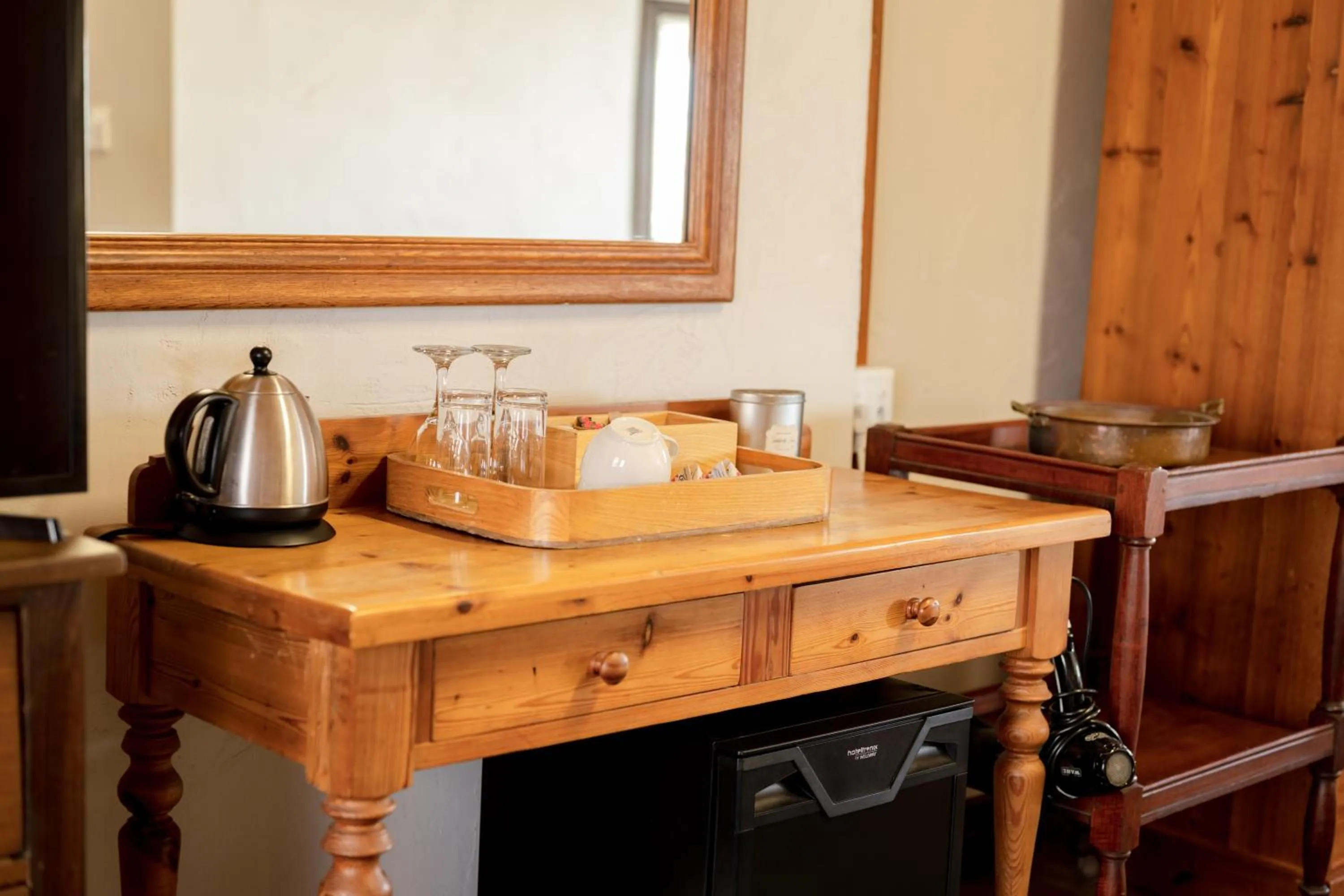 Coffee/tea facilities in The Farmhouse Hotel