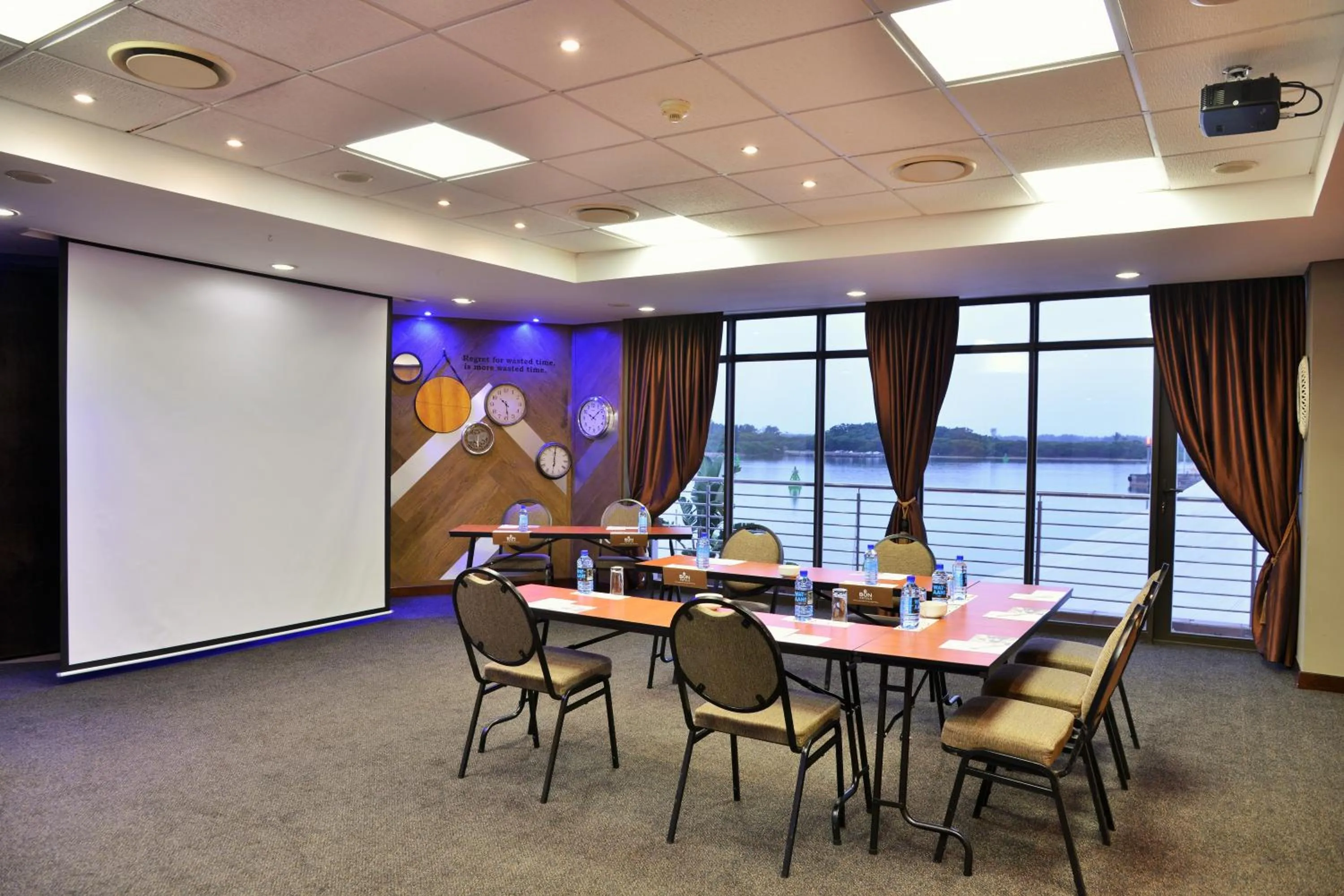 Meeting/conference room in BON Hotel Waterfront Richards Bay