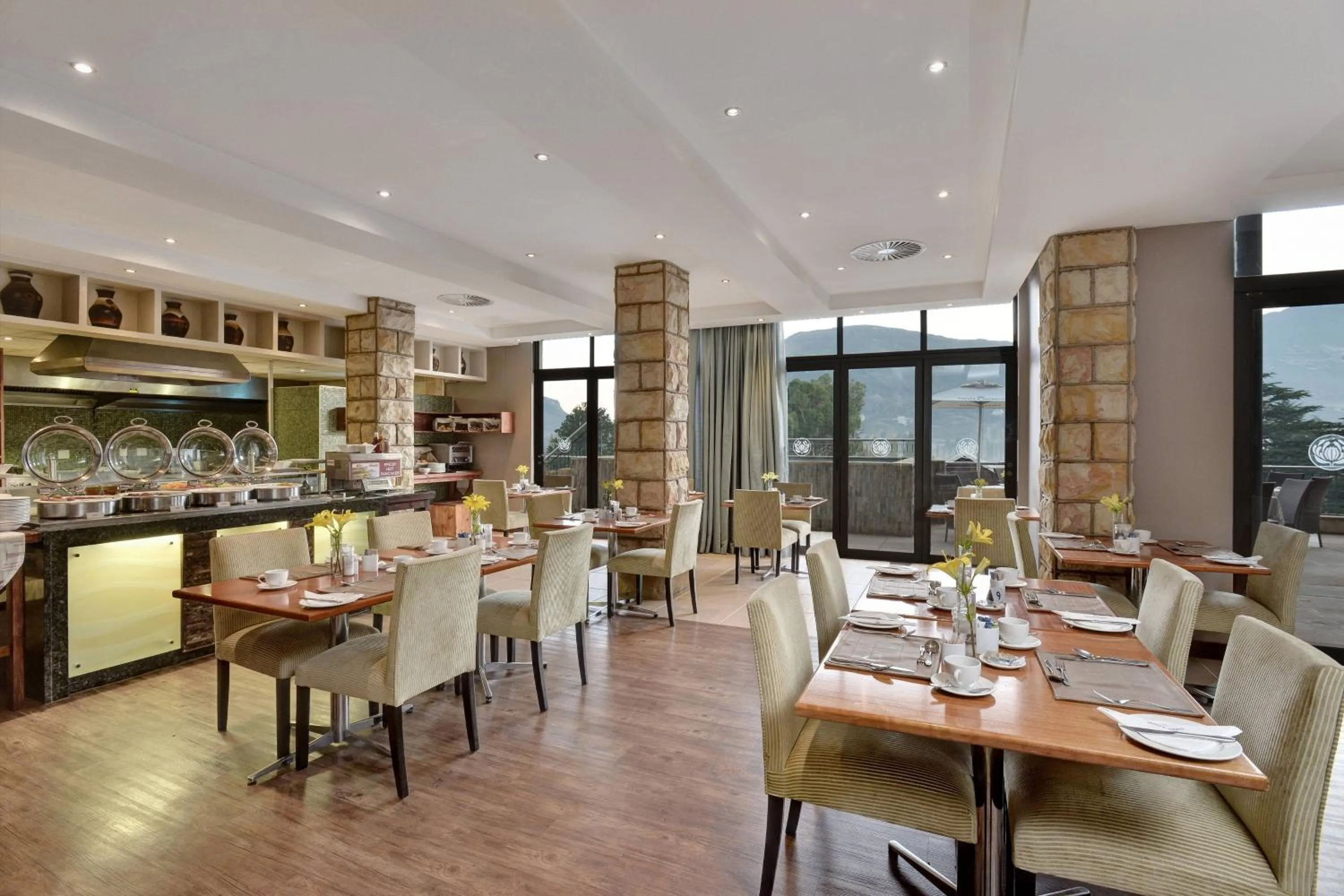 Restaurant/places to eat in Protea Hotel by Marriott Clarens