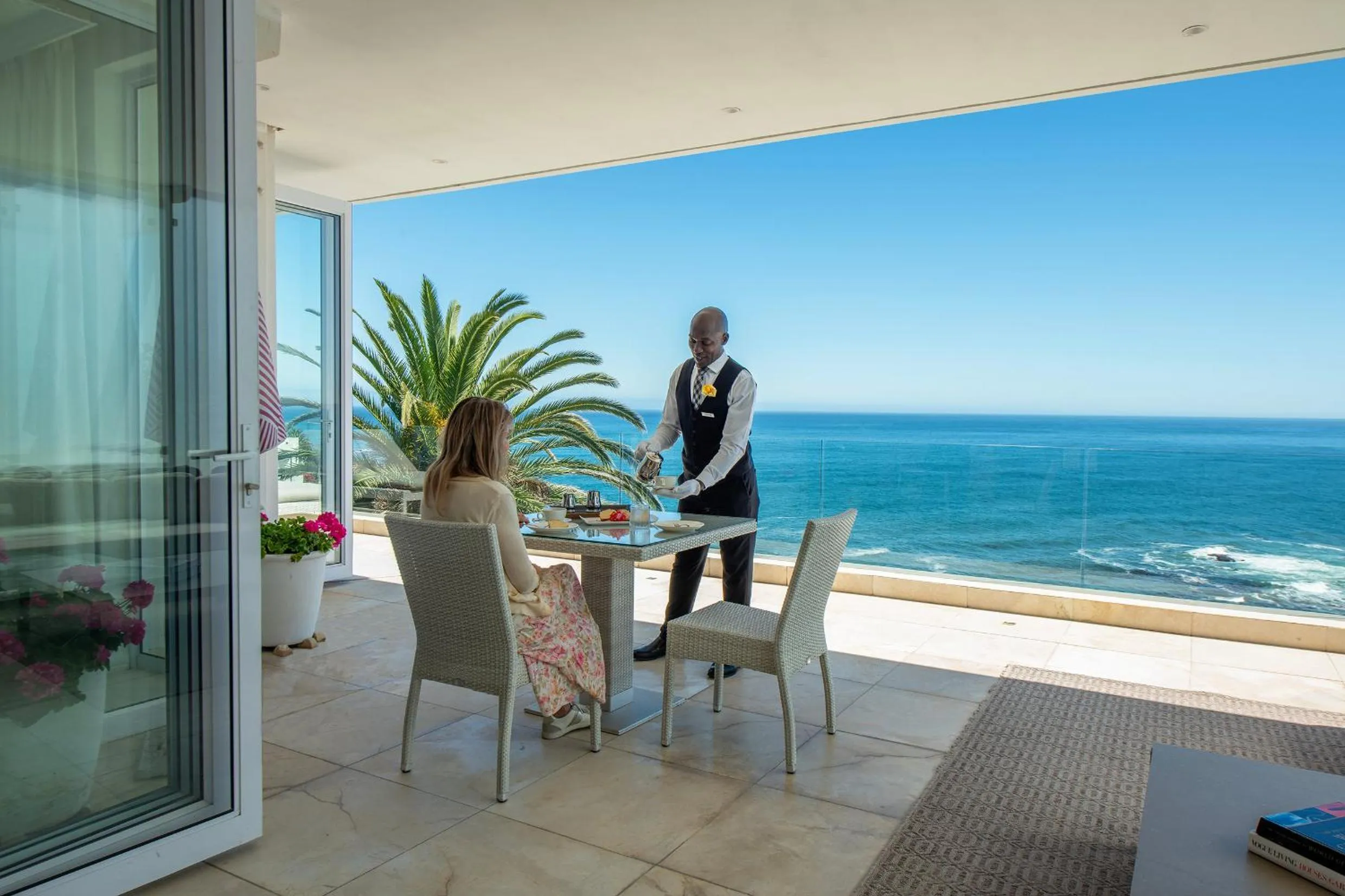 The Clarendon - Bantry Bay