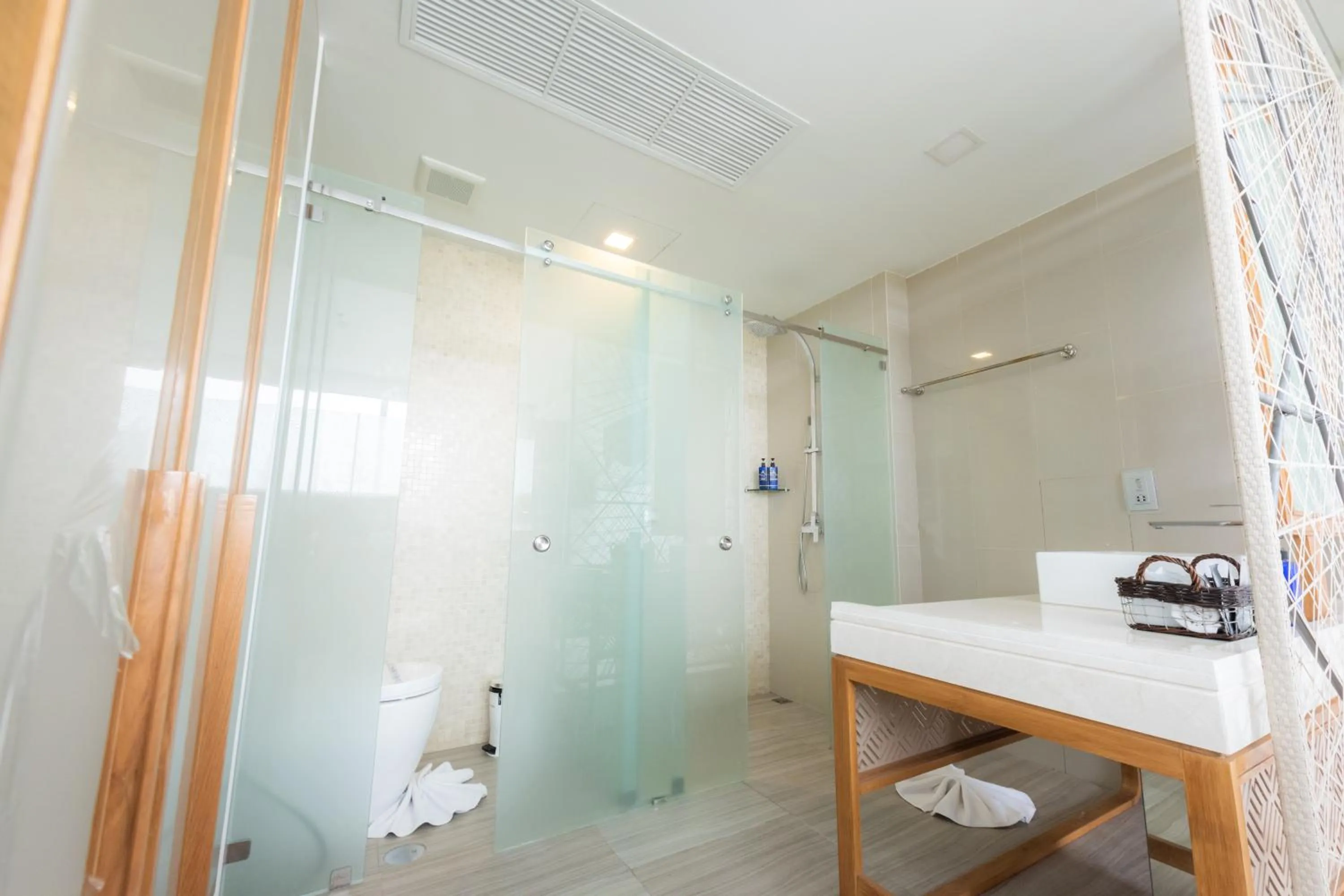 Bathroom in Beach Walk Boutique Resort