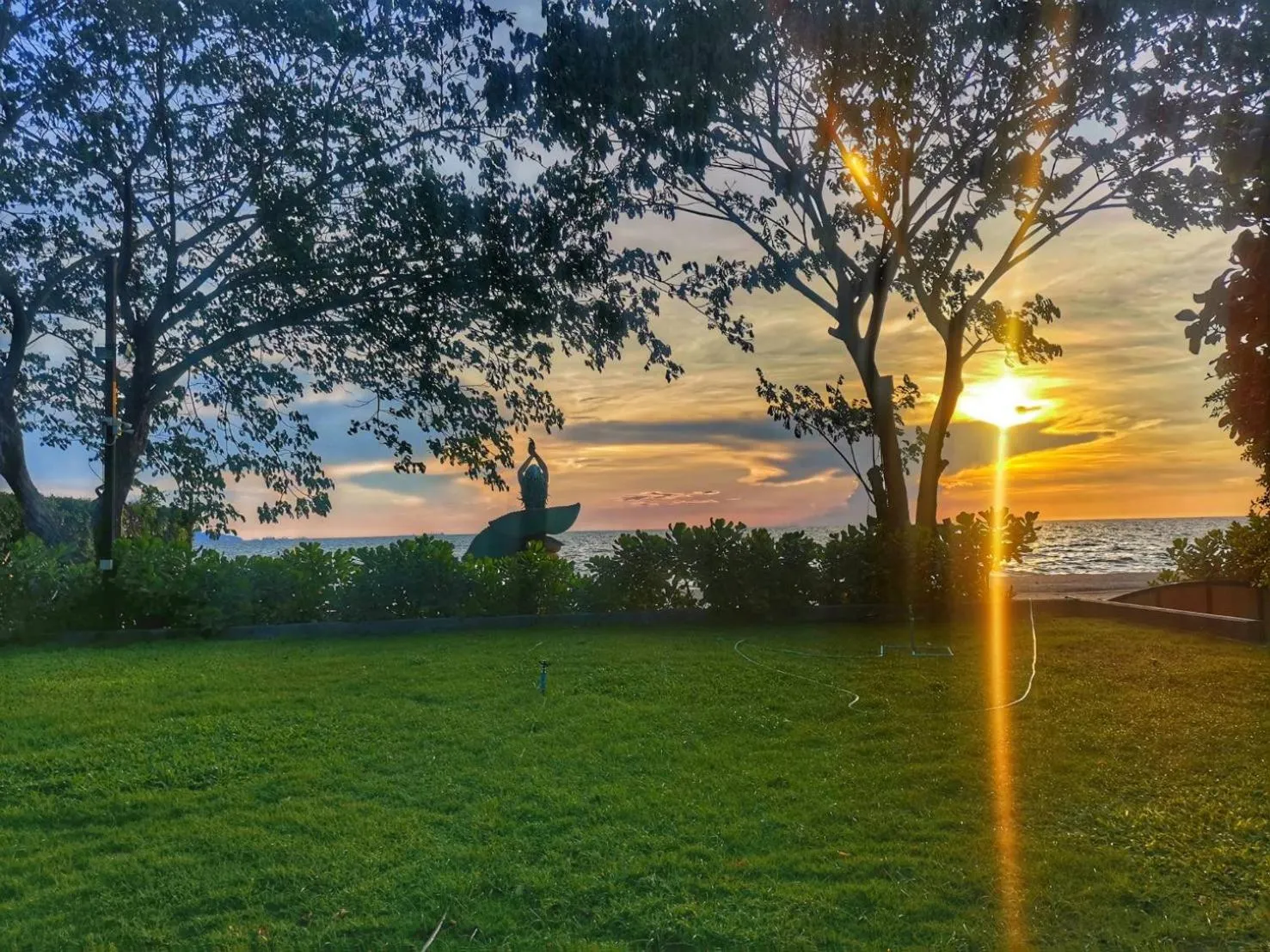 Inner courtyard view in Beach Walk Boutique Resort
