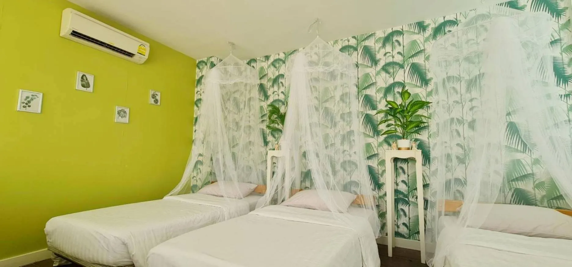 Bed in Beach Walk Boutique Resort