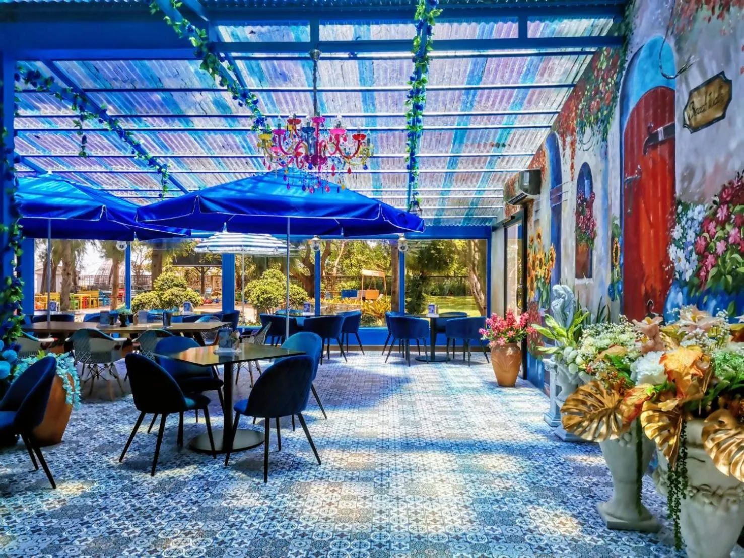 Food and drinks in Beach Walk Boutique Resort