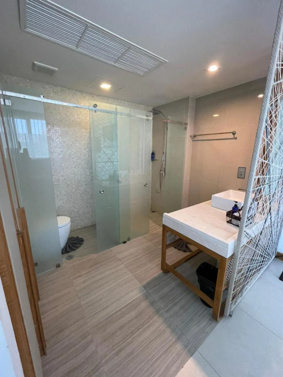 Bathroom in Beach Walk Boutique Resort