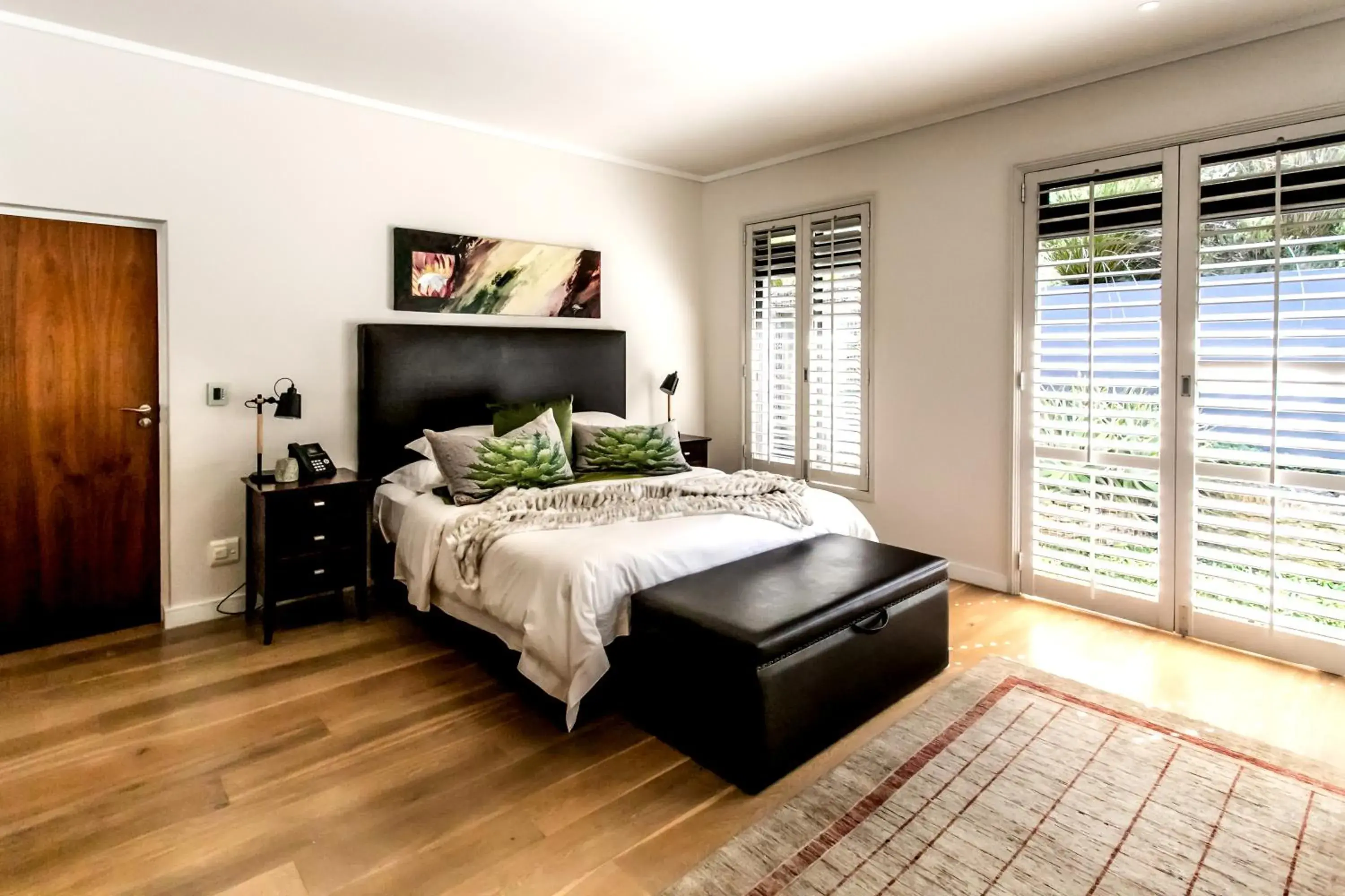 Twin/Double Room - single occupancy in Selkirk House Twin/Double Room - single occupancy in Selkirk House