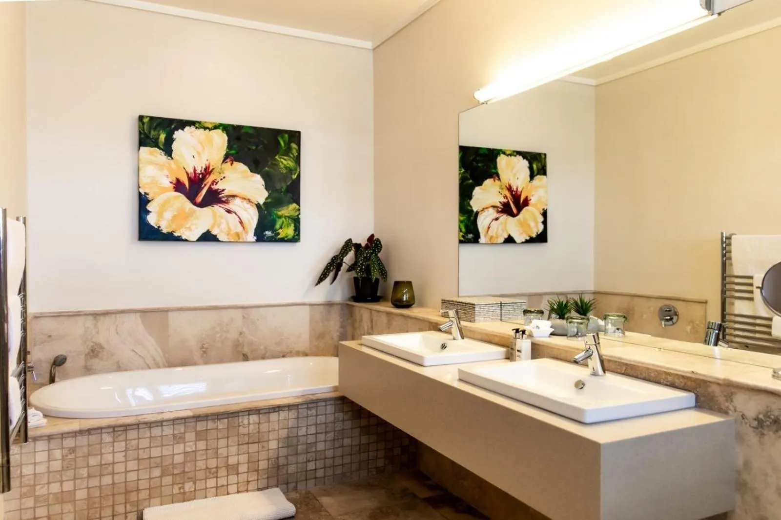 Bathroom in Selkirk House