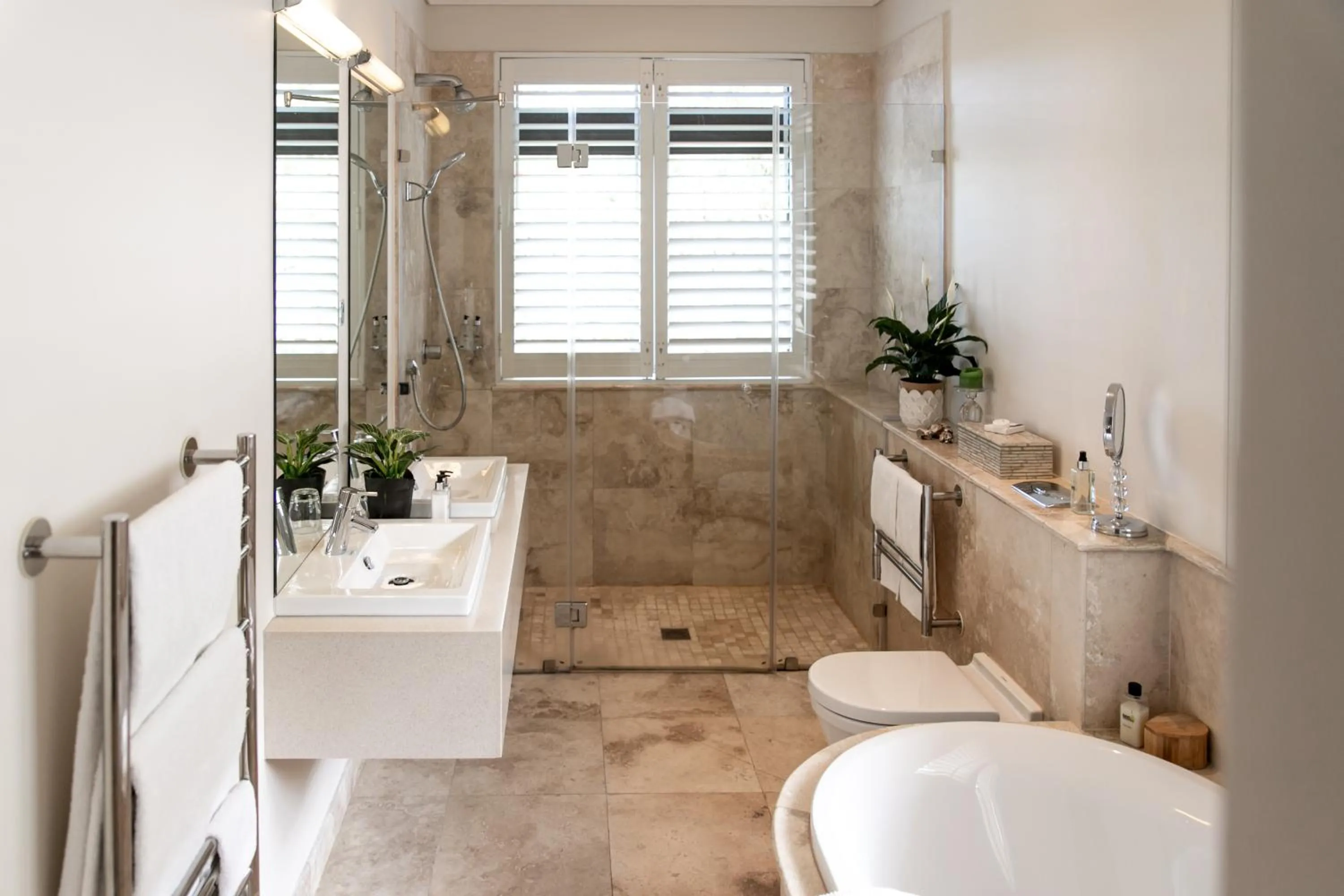 Bathroom in Selkirk House