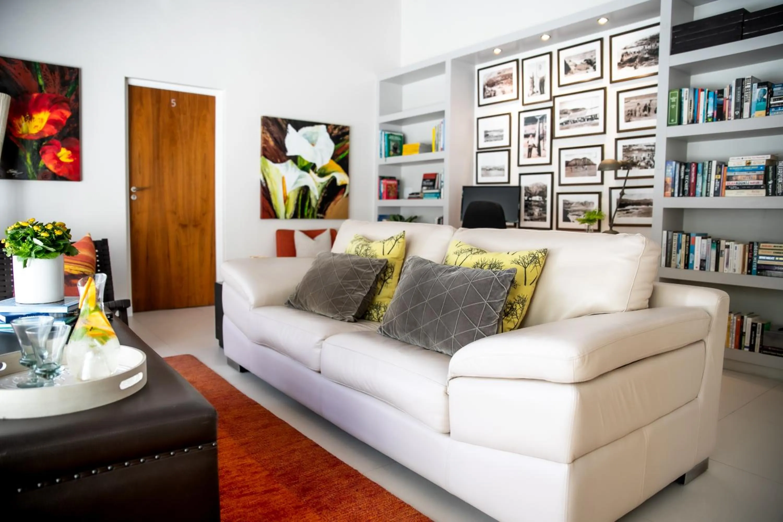 Library in Selkirk House