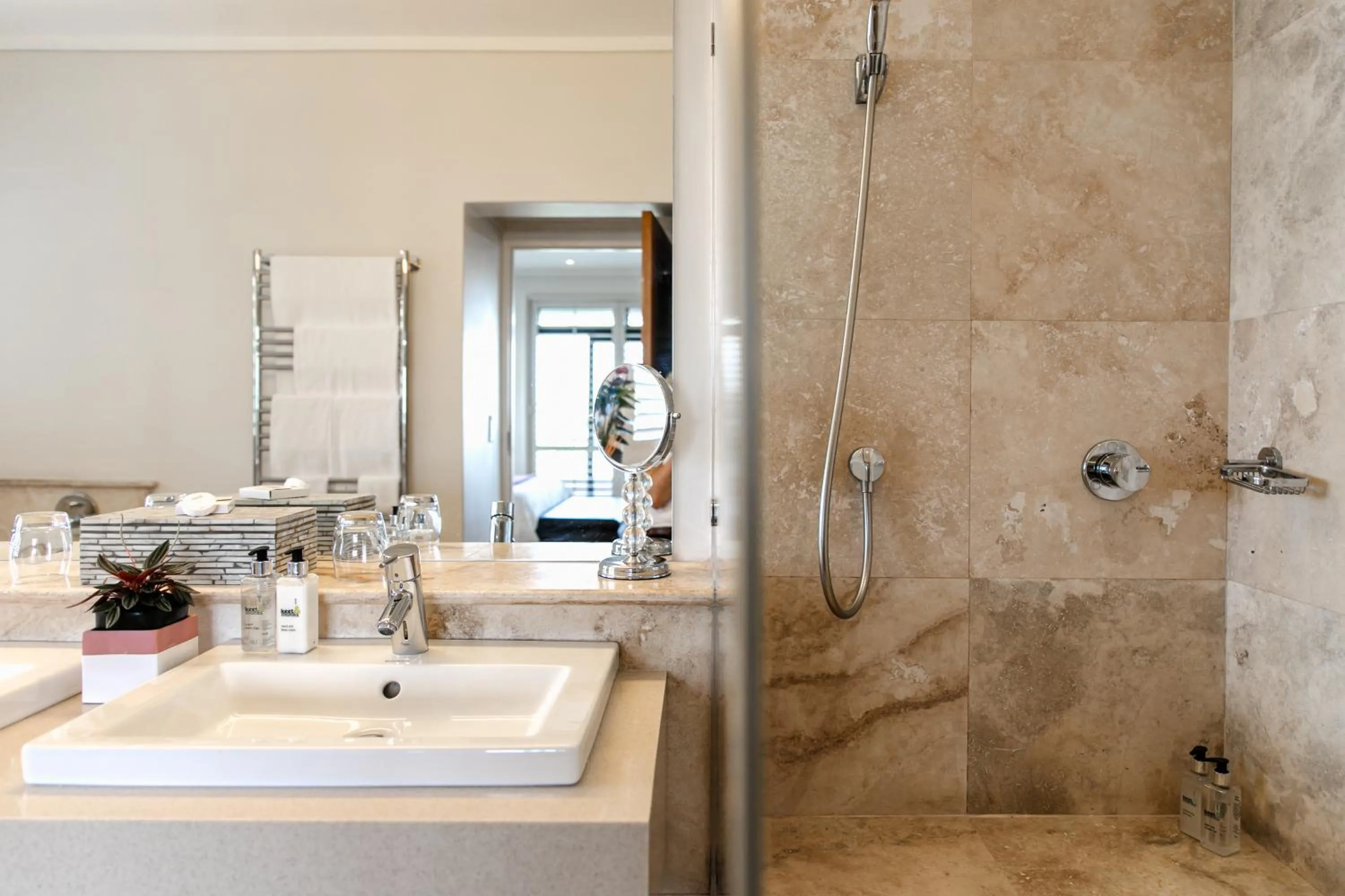 Bathroom in Selkirk House