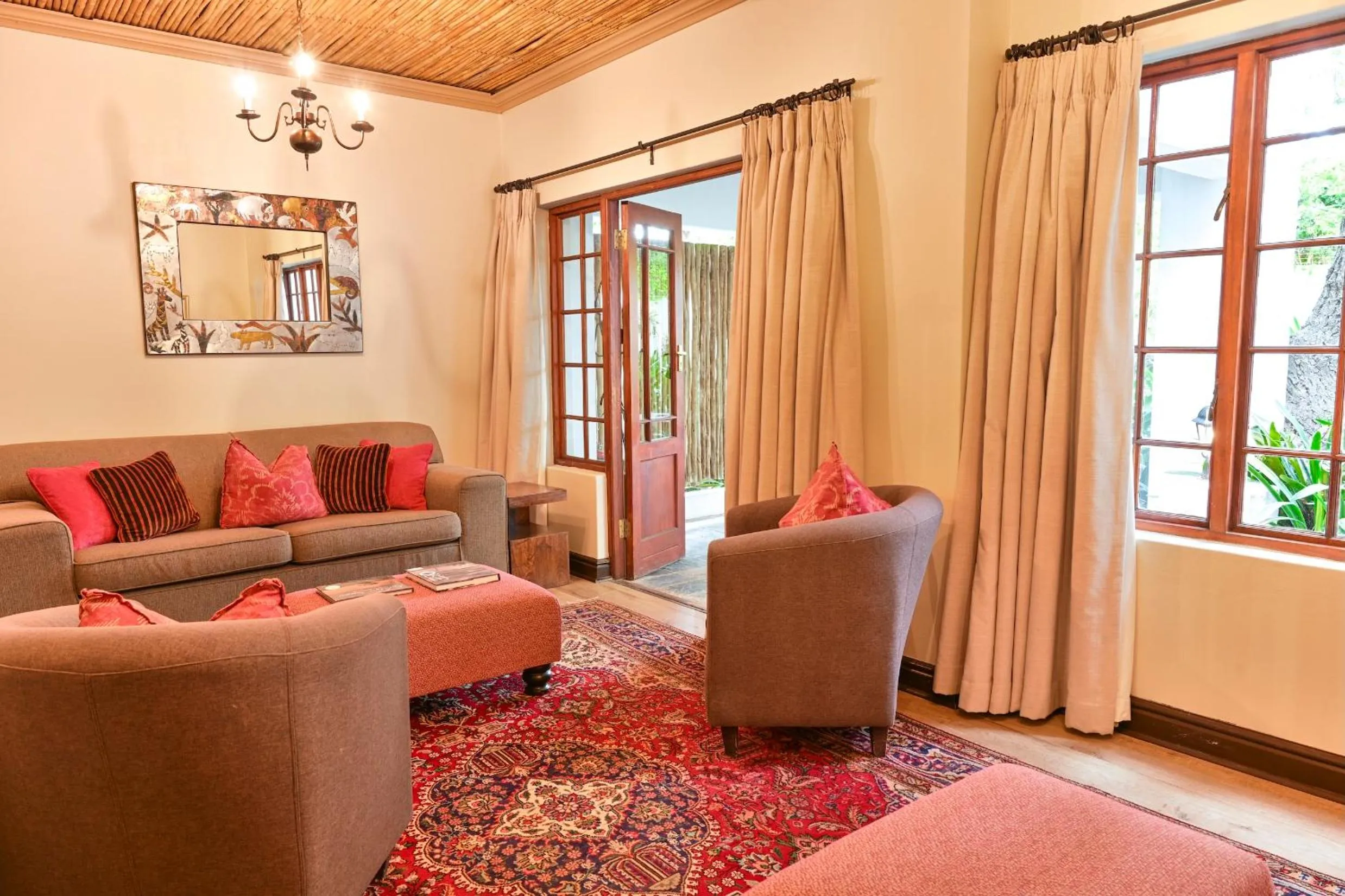 Living room in Woodall Country House and Spa